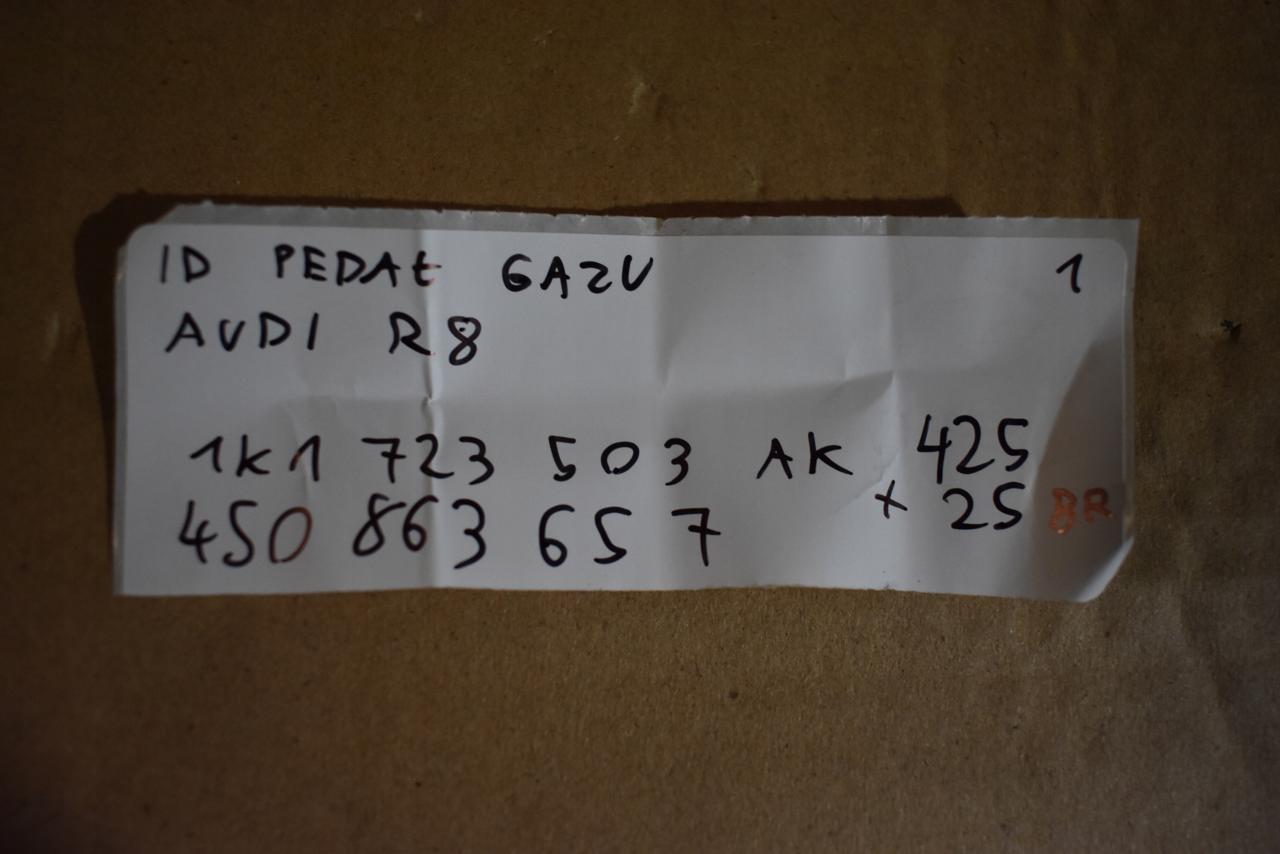 IDEALNY Gaspedal AUDI R8 1
