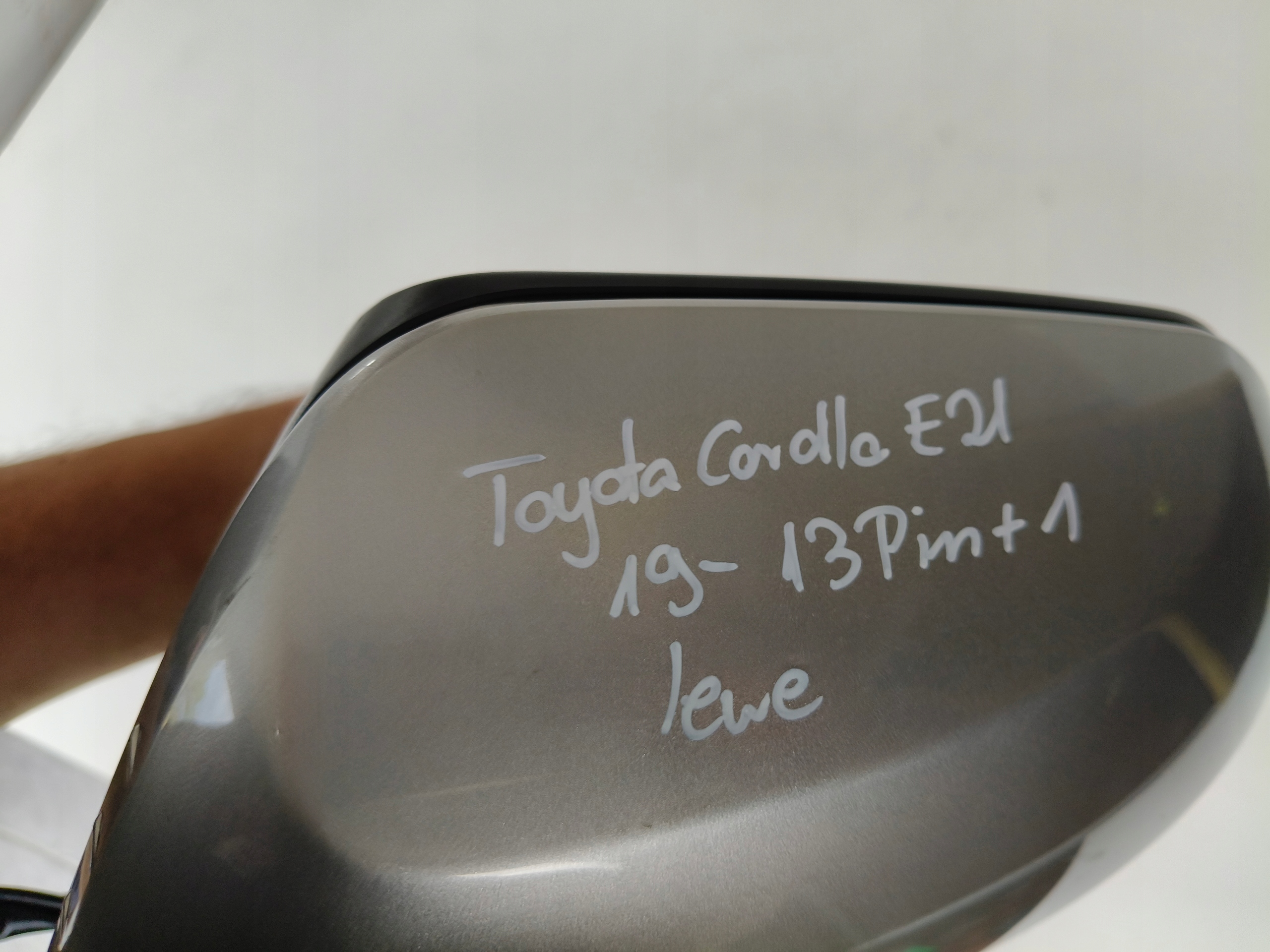 mirror left TOYOTA COROLLA E21 19- KAMERA 13 + 1 PIN