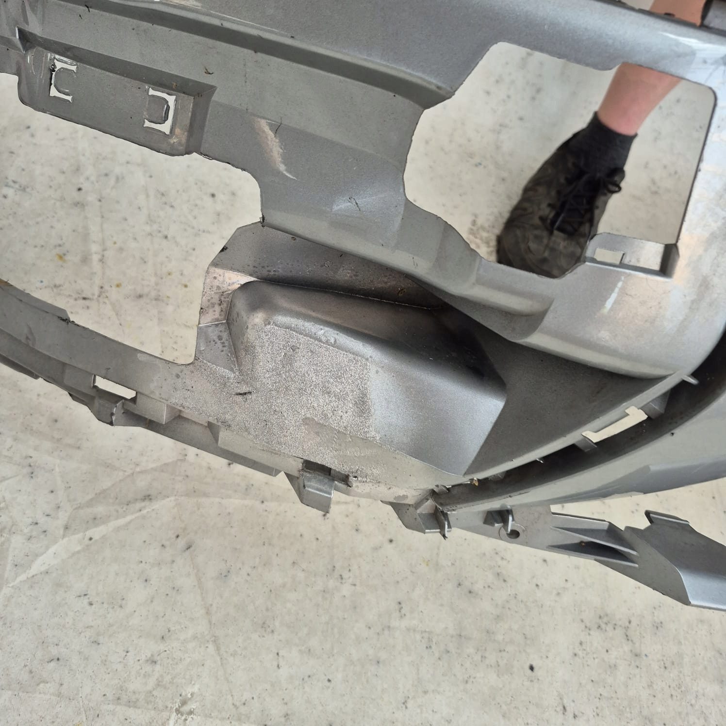 VOLVO XC70 II 2 07- bumper front front washer