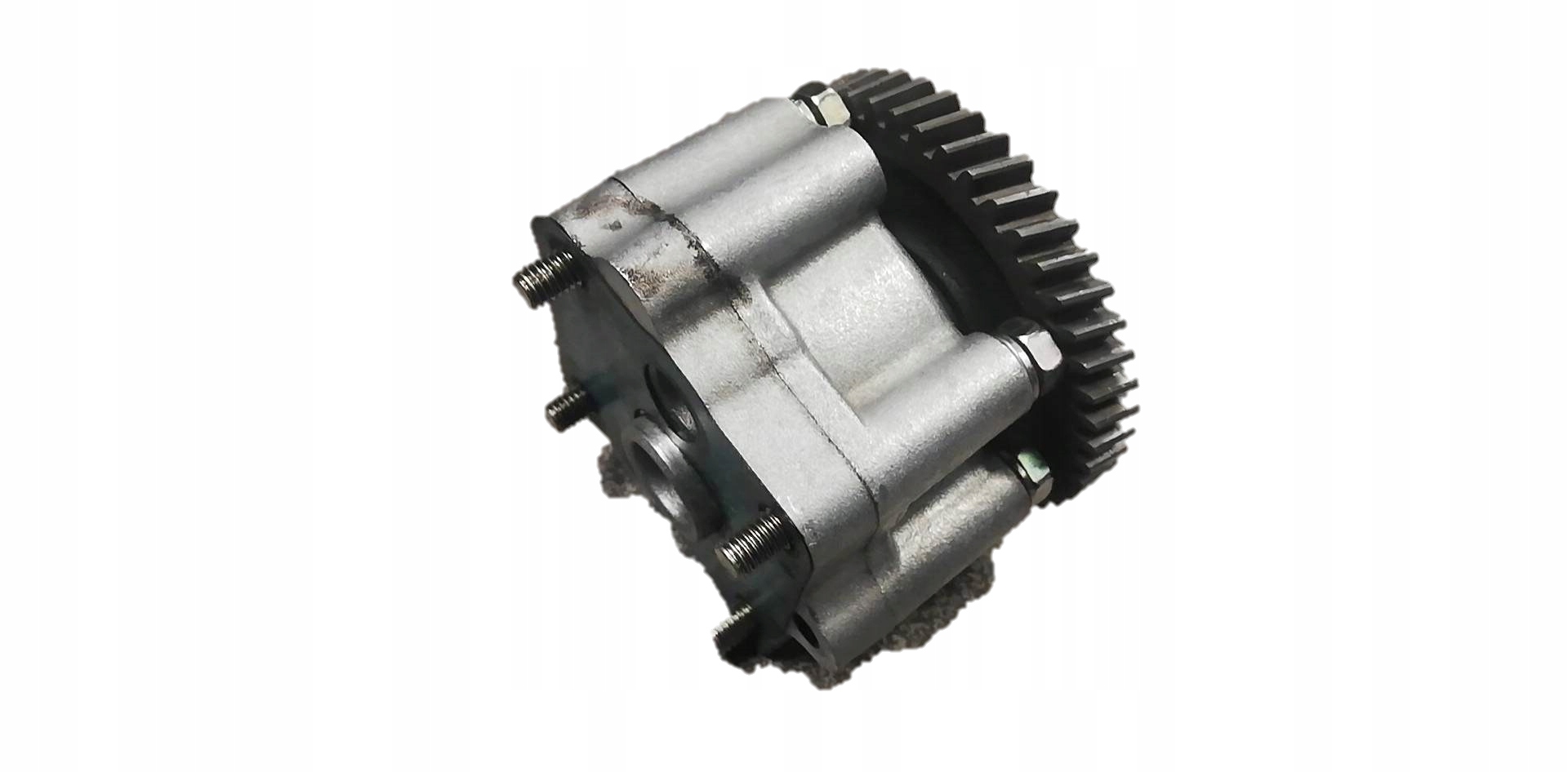 Масляный насос Kubota D1302 оригинал