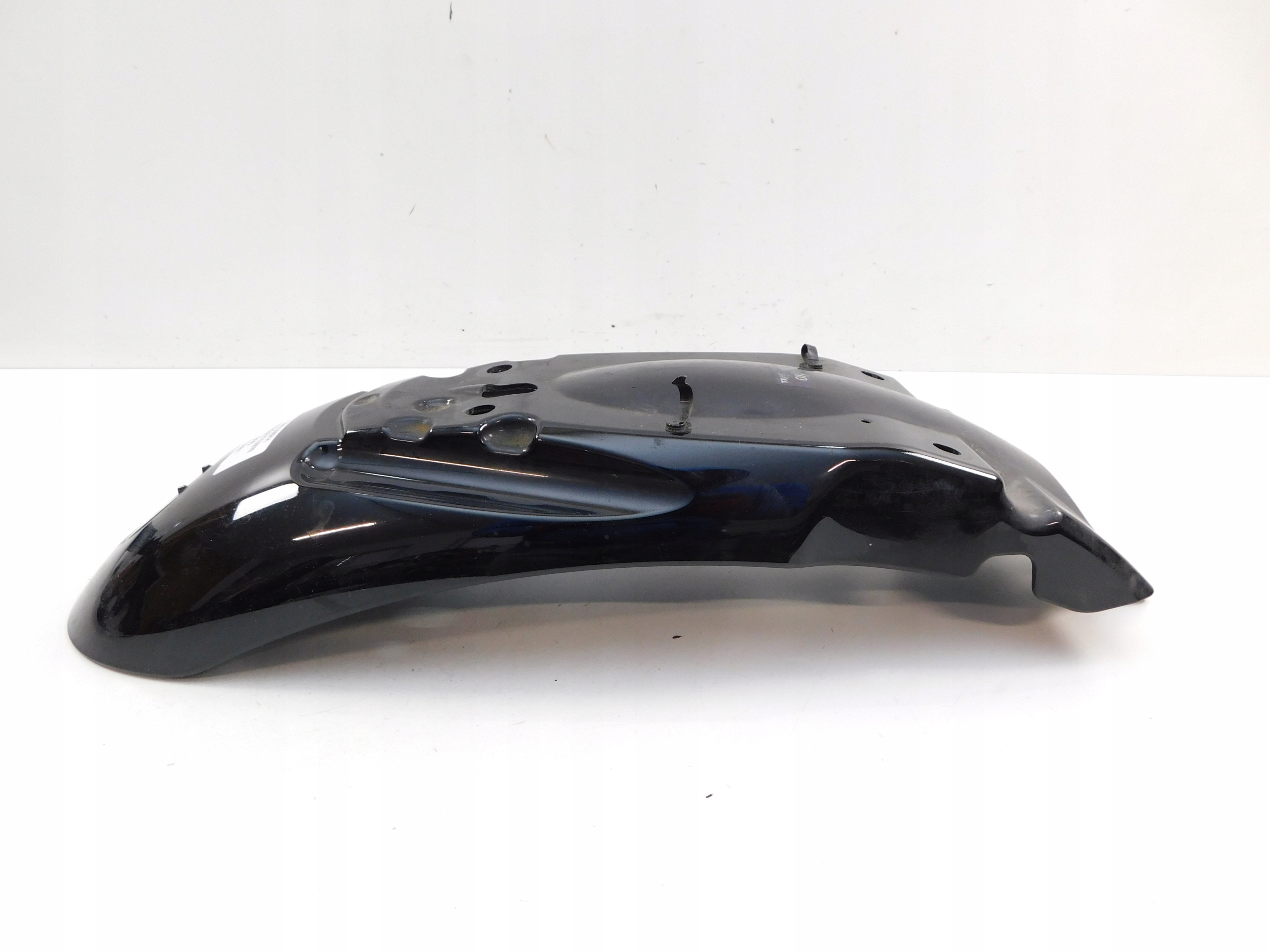 TRIUMPH STREET TWIN 900 NADKOLE BŁOTNIK TYŁ