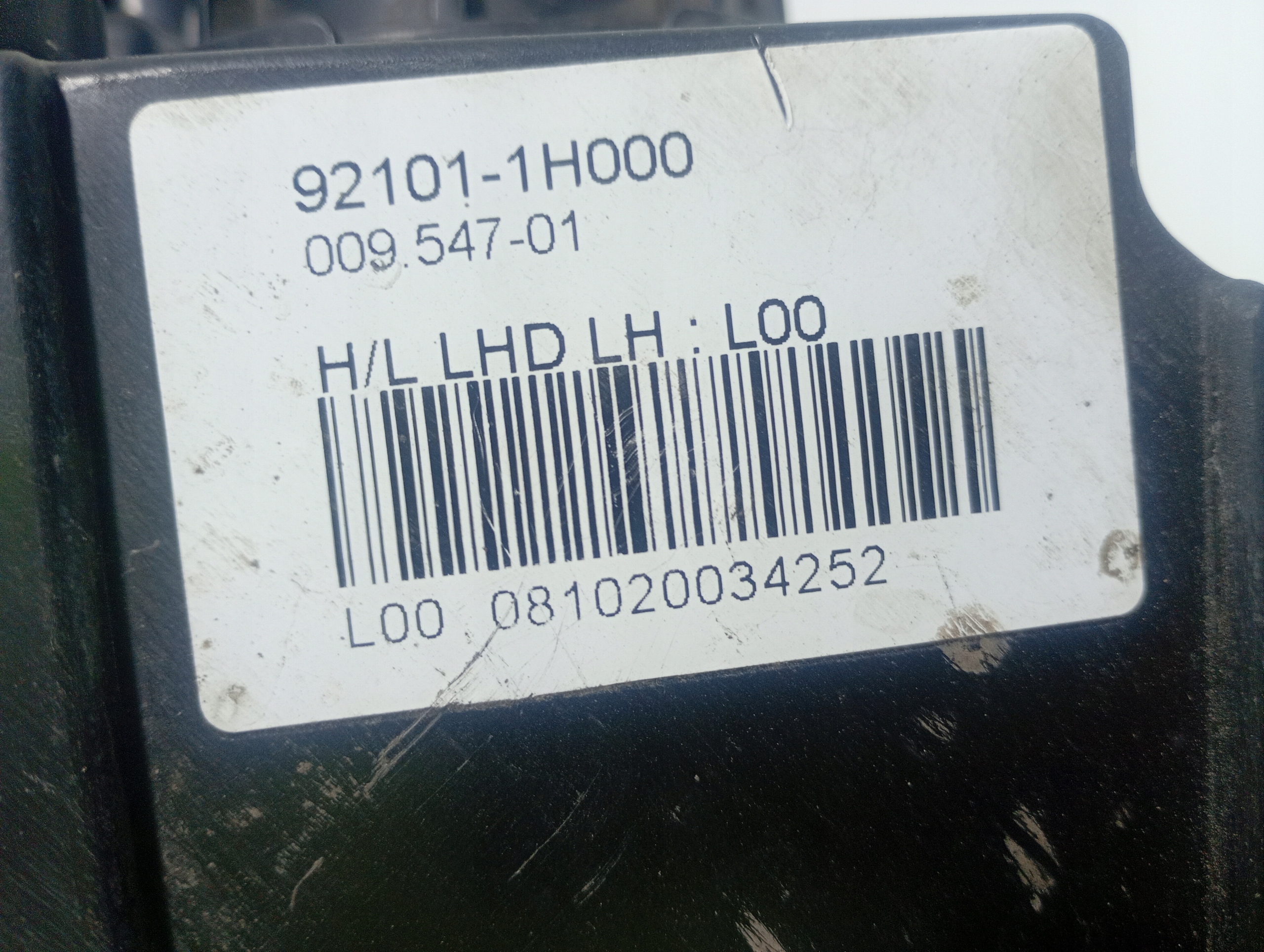 Kia Ceed 06-12 REFLEKTOR left front front light left OE 921011H000