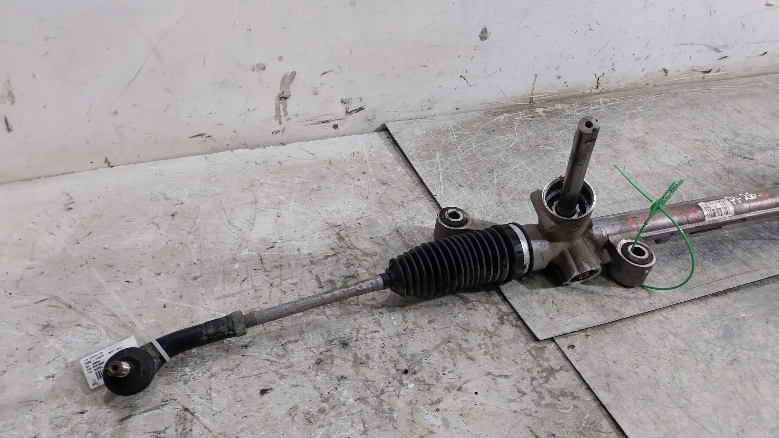 servo control 8V51-3200-CK FORD FIESTA MK7 LIFT 13