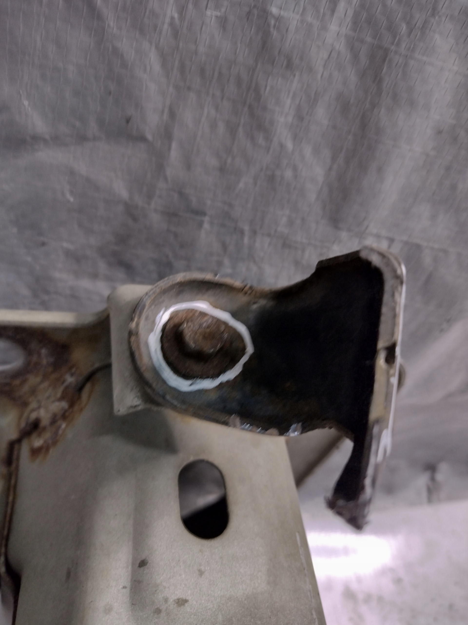 TRAVERSA paraurti Anteriore Ford Focus MK2 II