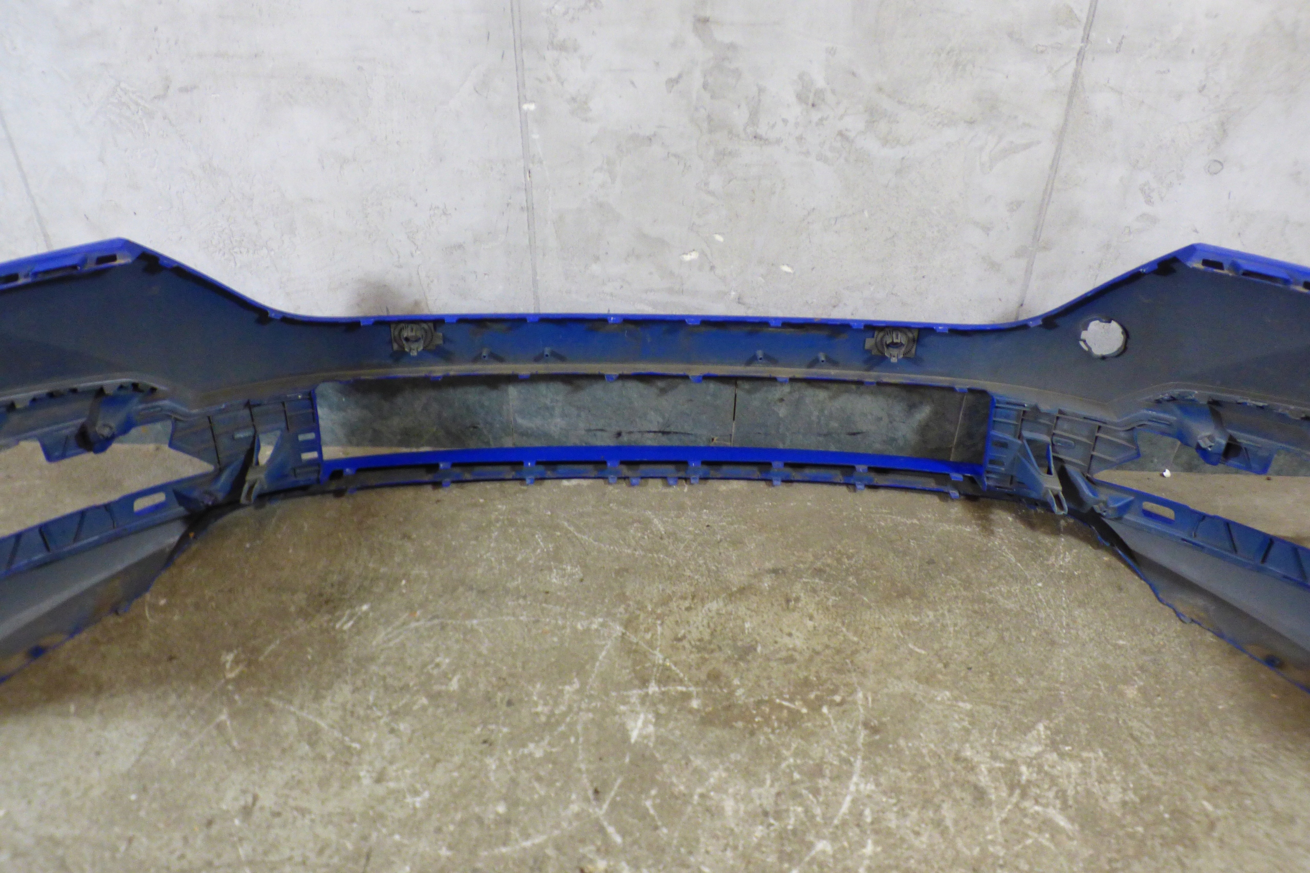 bumper front 5E3807221 st.BDB SKODA OCTAVIA IV 4