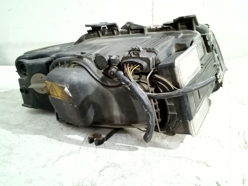 Audi A4 B6 Cabrio light left front front xenon ksenon 8H0941003BA