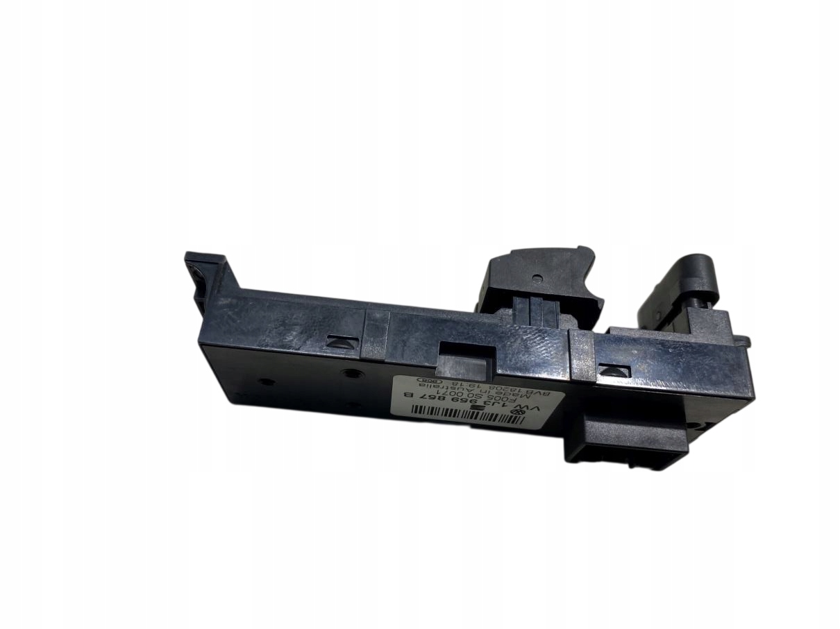 PANEL okna levý předek SEAT TOLEDO II 1J3959857B
