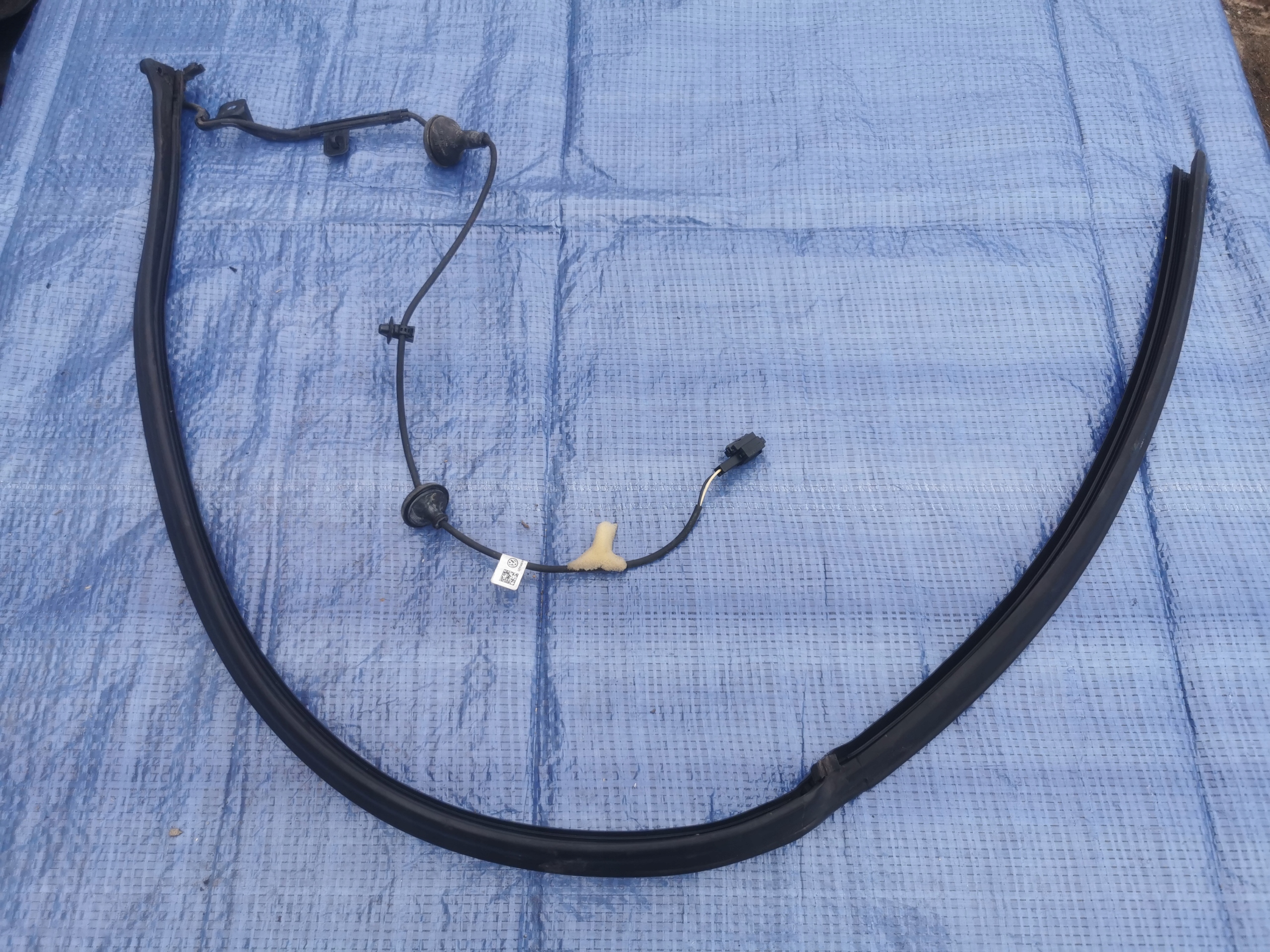 SHARAN 7N УПЛОТНЕНИЕ РАЗДВИЖНОЙ ДВЕРИ 7N0839718T