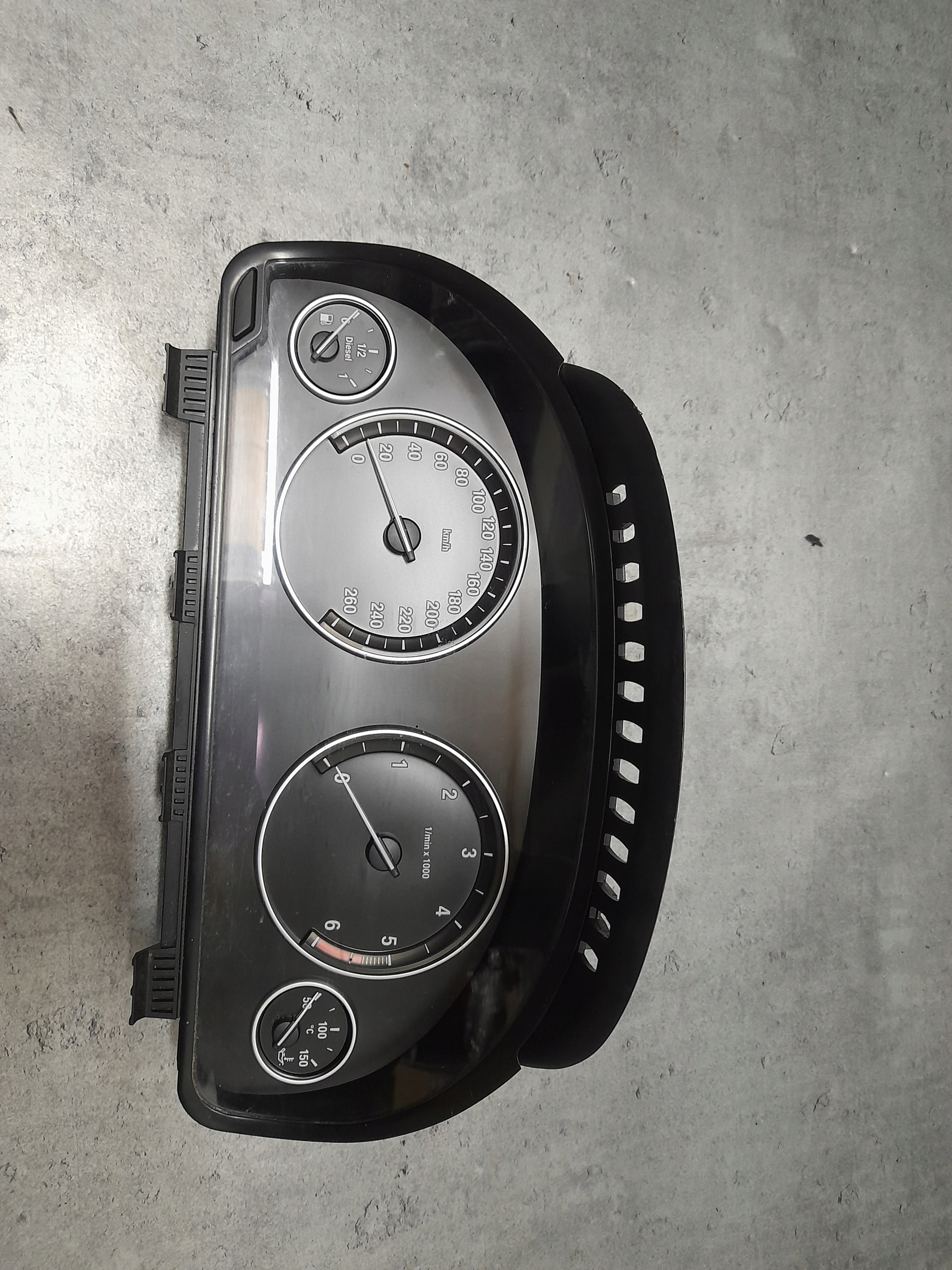 9291414 - Счетчик часов BMW F10