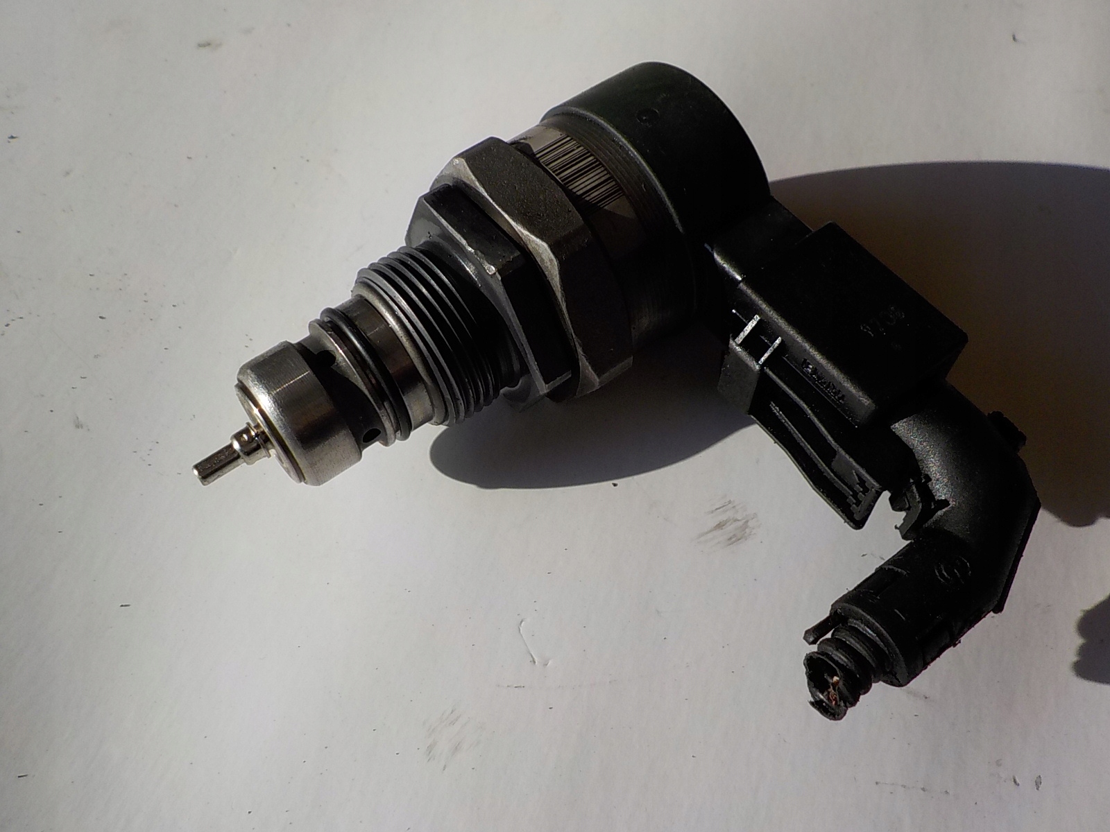 BMW 5 (E60) 2.0 D Capteur Pression Carburant 0281002738