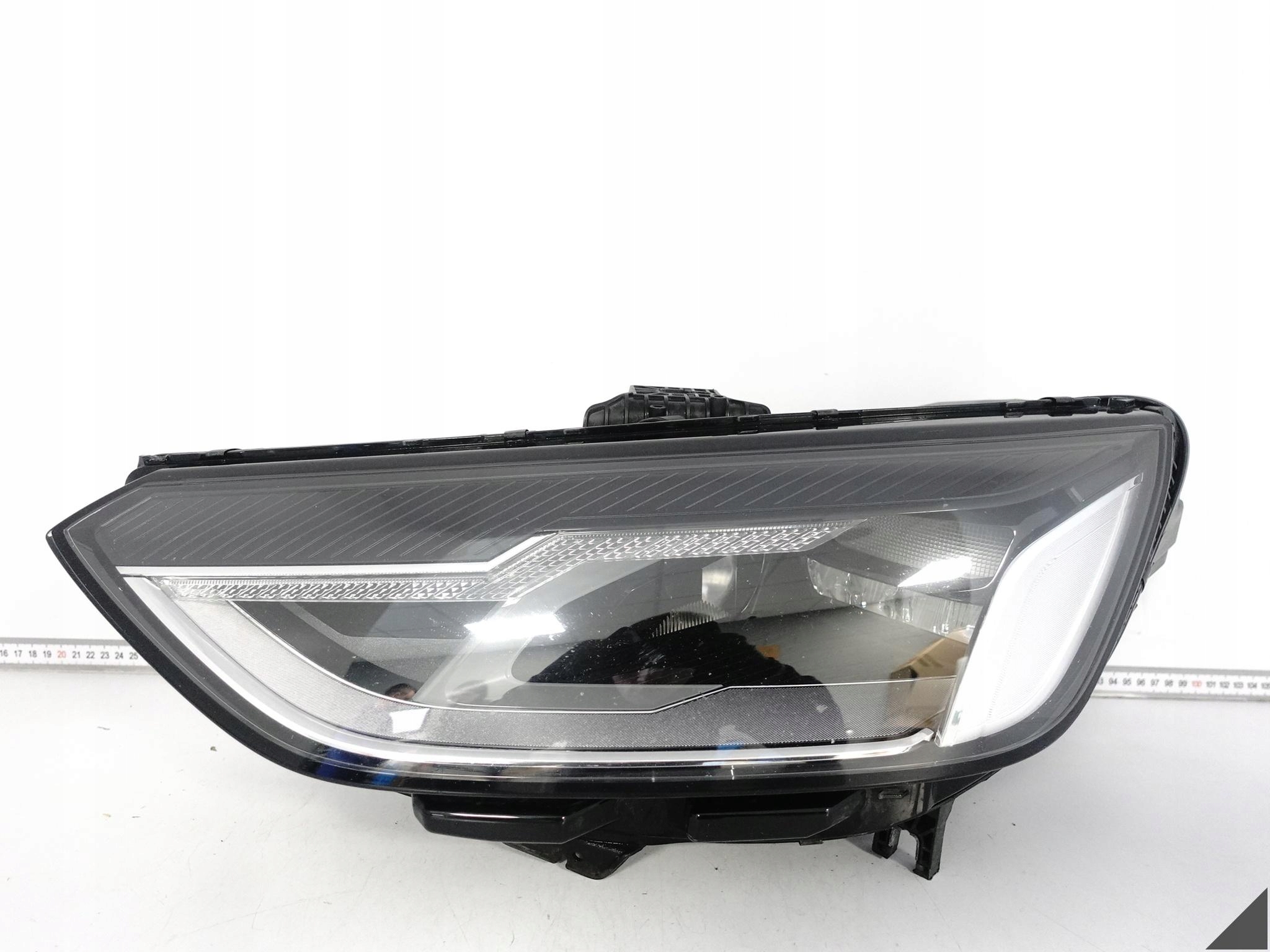 AUDI A4 S4 B9 8W0 LIFT 19-24 light BASIS FULL LED left front EUROPA