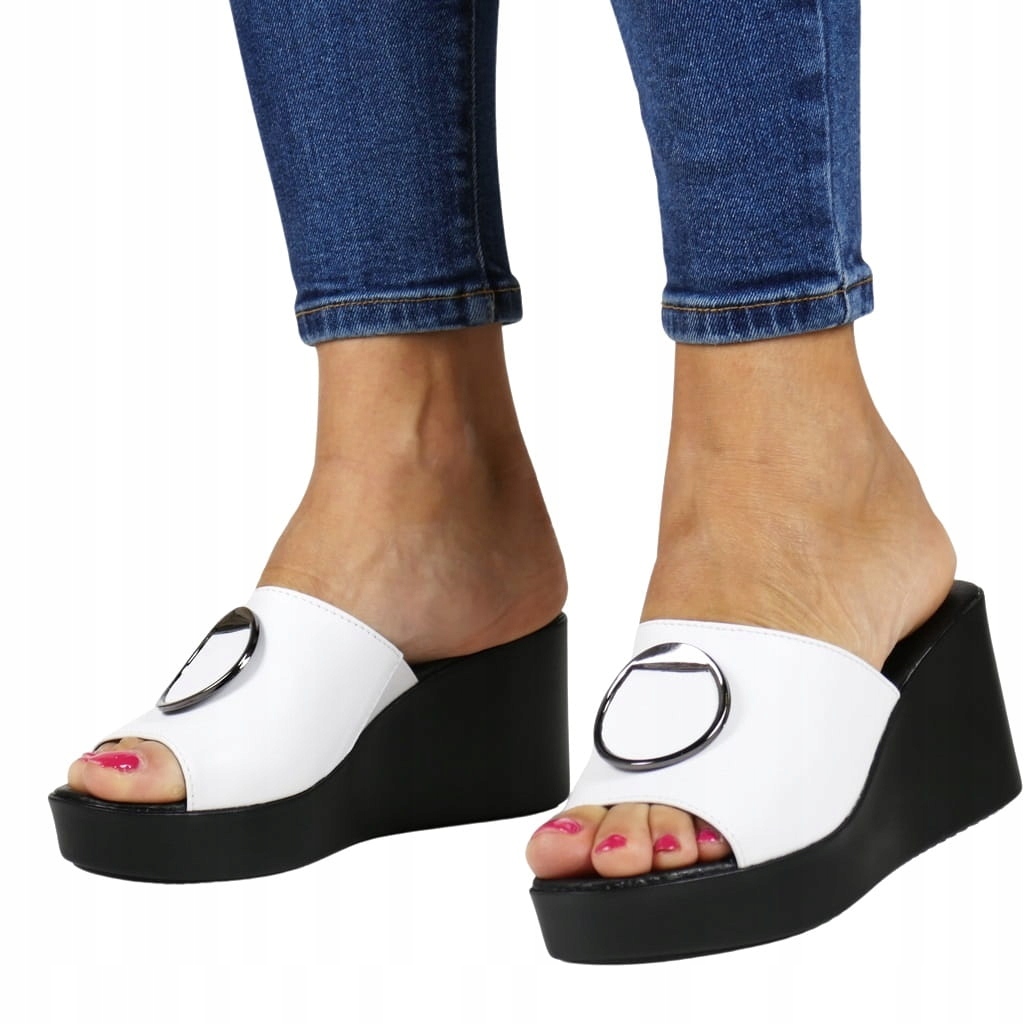 Elegantní Pohodlné Nazouváky Z Kůže, Bílé, Lehké A Pohodlné, S Ozdobným Kolečkem
