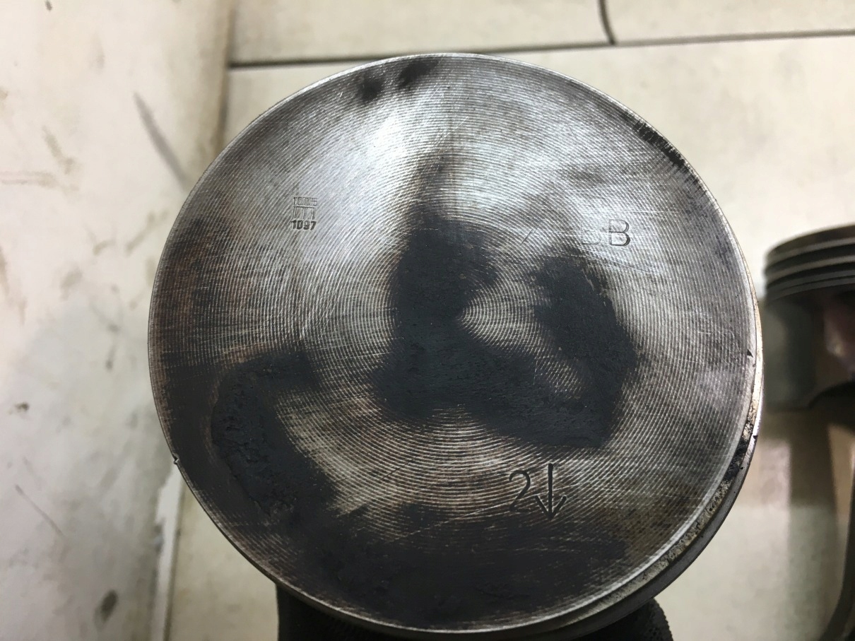 piston connecting rod MONDEO MK2 2.0 16V NGA