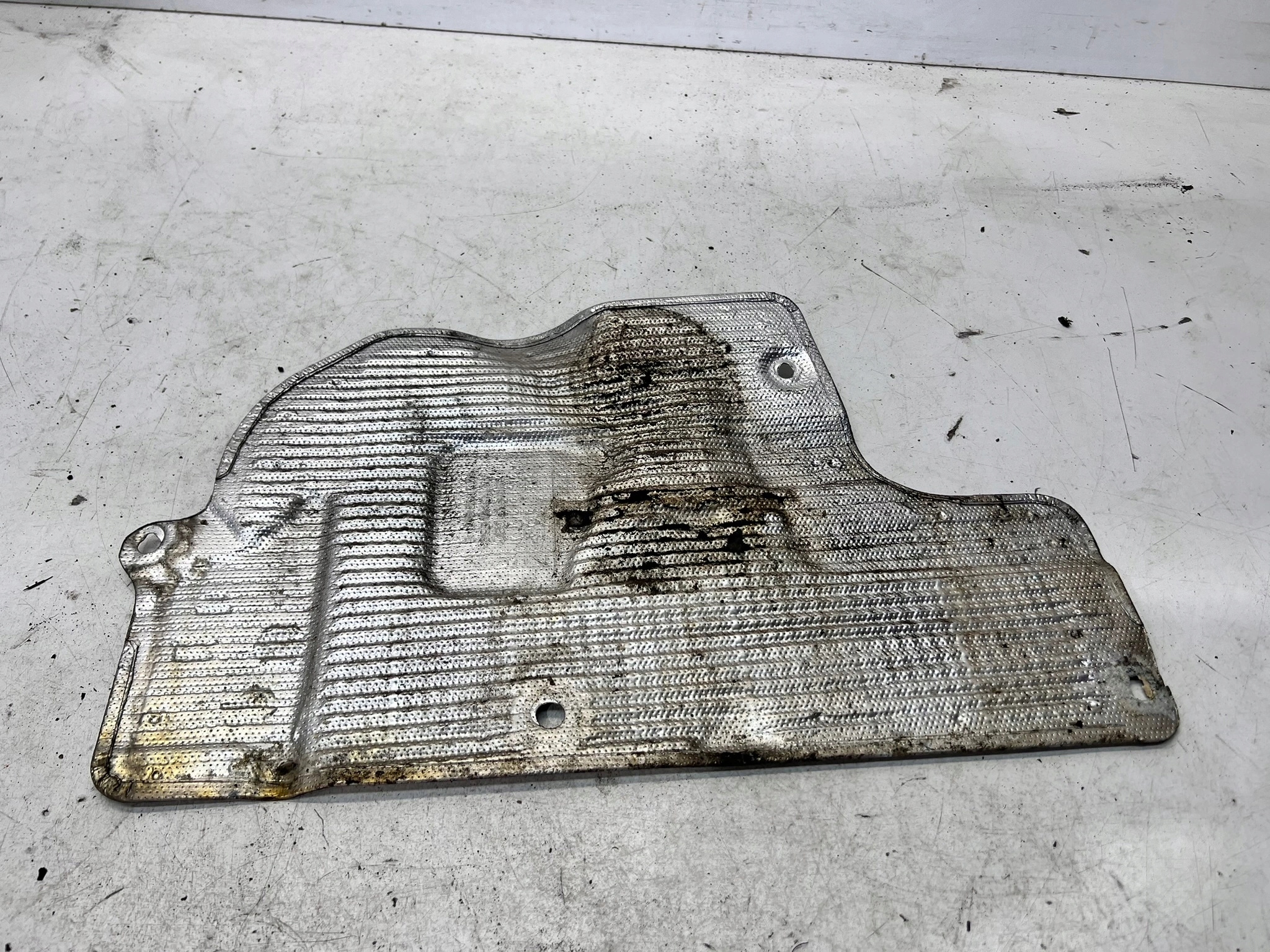 kryt TERMICZNA výfuku AUDI Q7 4M 4M0825642E