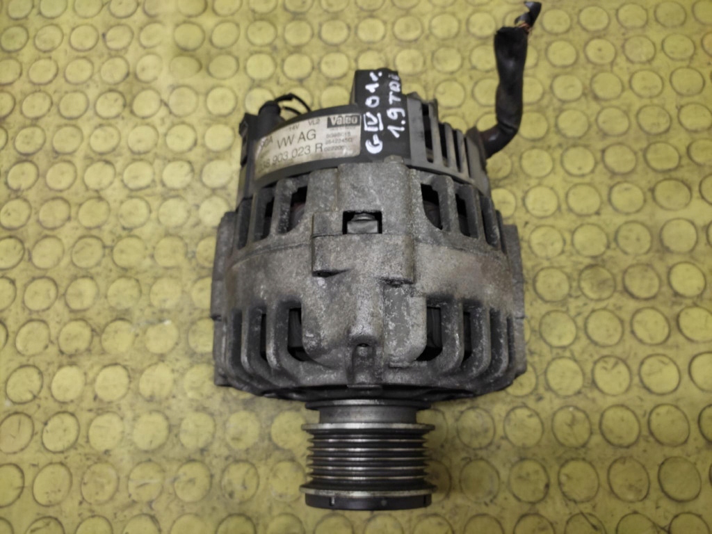 VW GOLF IV 1.9 TDI ALTERNATOR 038903023R