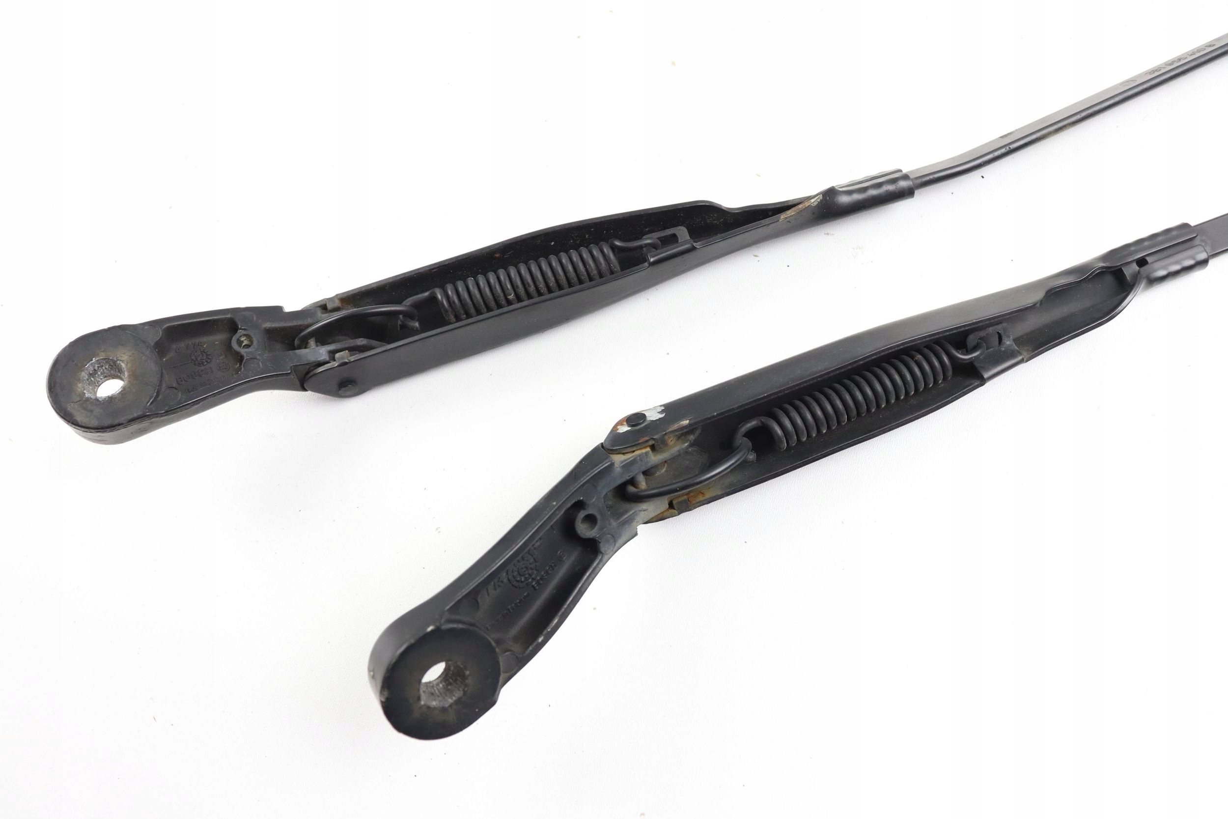 VW PASSAT B5 FL wiper arms left right AERO 3B1955409C 3B1955410B
