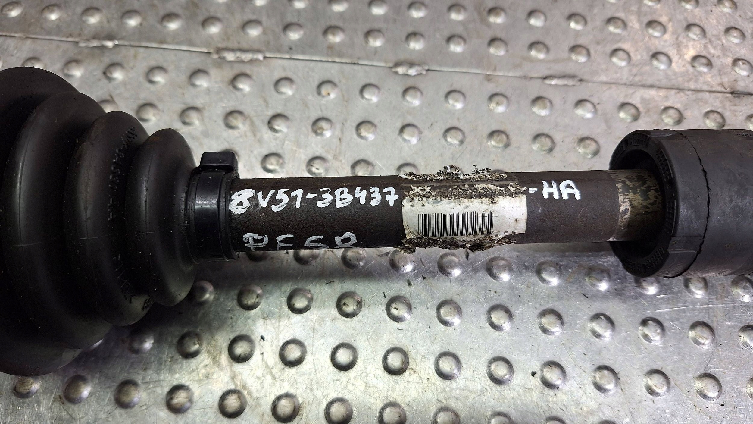semi-axis left front 8V51-3B437-HA FORD FIESTA MK7 1.6 TDCI