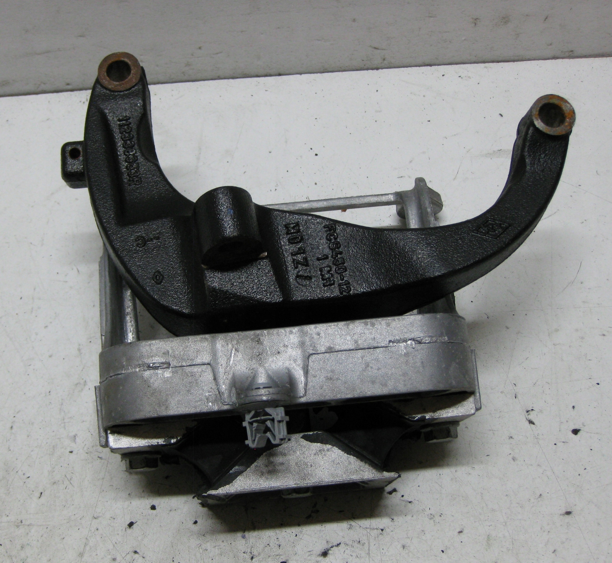 RENAULT MASTER III LIFT Support Support SKRYNI Engrenage 112338353R