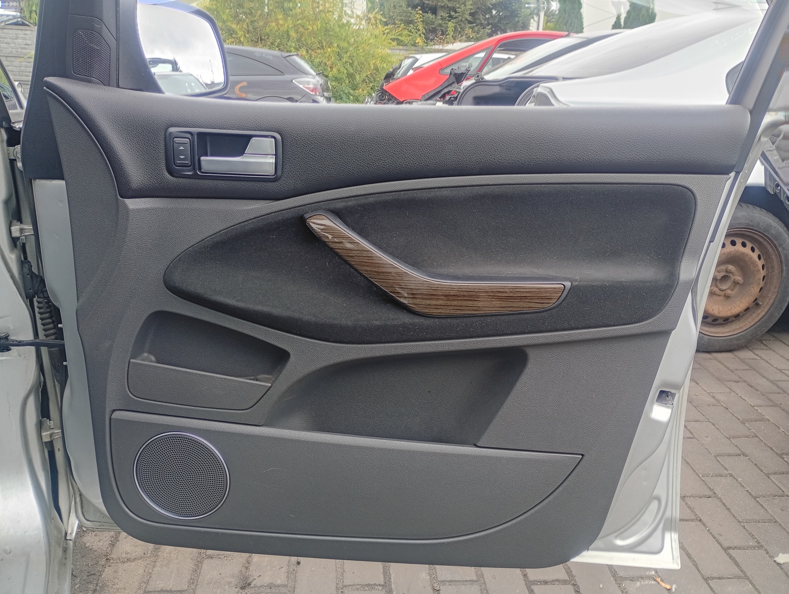 tapacír pravá Bok pravý predok Ford C-MAX 1 a FL 07-11
