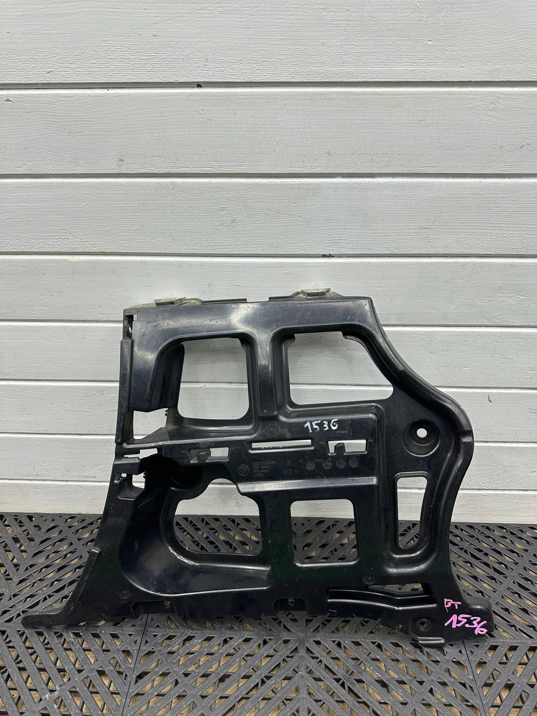 Support montage pare-chocs Arrière Arrière BMW 3 E90 E91 7202668