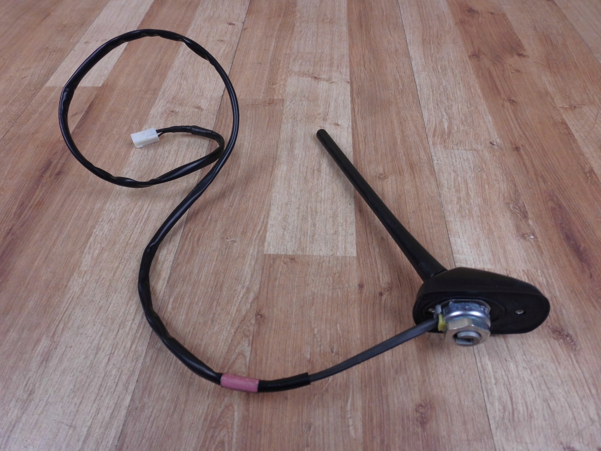 Toyota Auris II E180 Antenne Toit V3-08998C