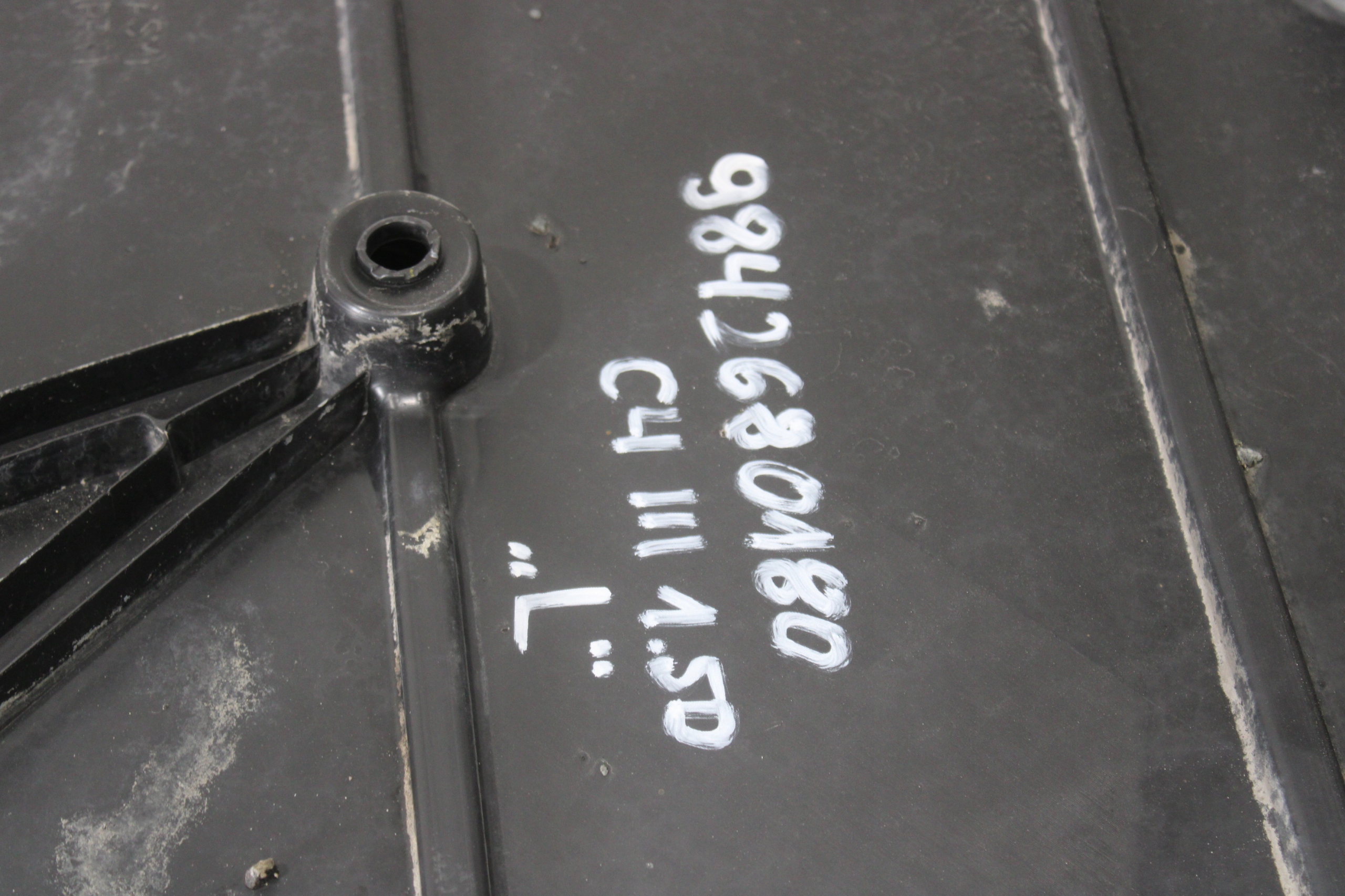 abdeckung Blende Abdeckung Unterfahrschutz links CITROEN C4 III 3 9842680180