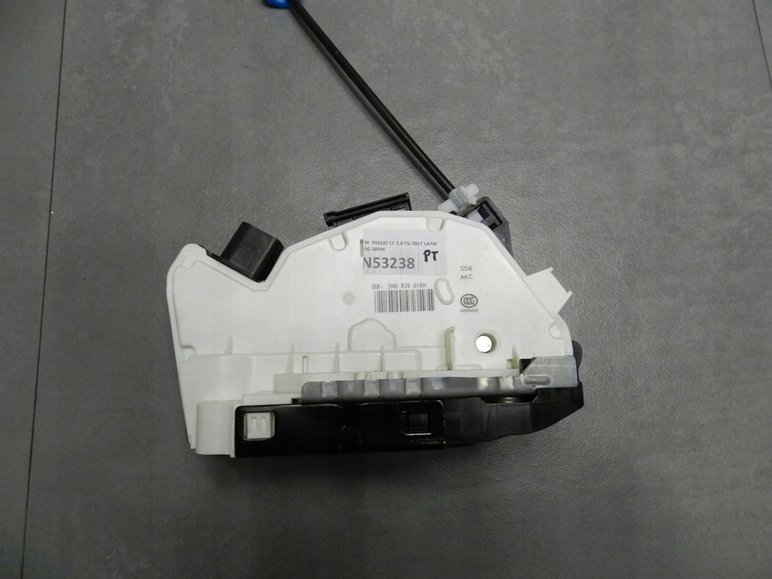 VW PASSAT CC lock right rear part 5N0839016H