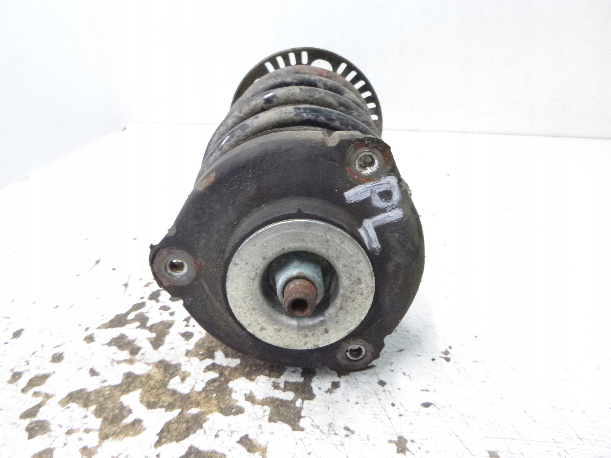 shock absorber front left Volkswagen Polo 9N3 1.2 and 2003. 6Q0413031BM