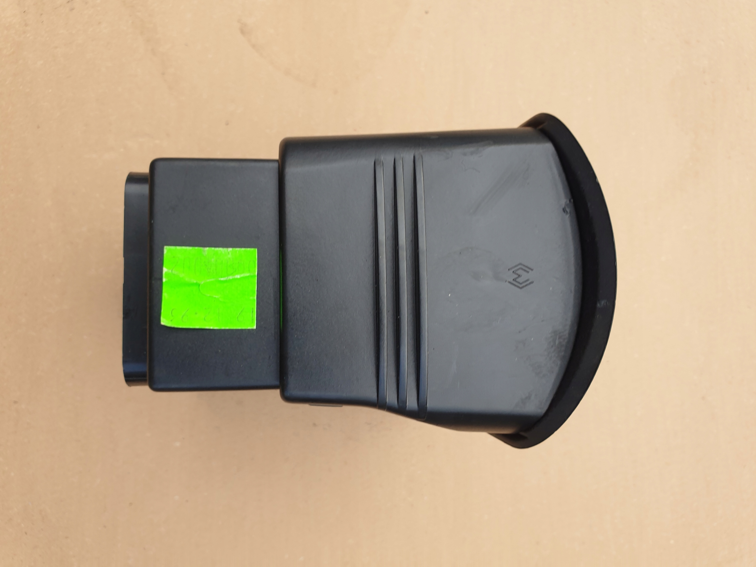 grid air conditioning devices left front Z of the dashboard AUDI A3 8L OE