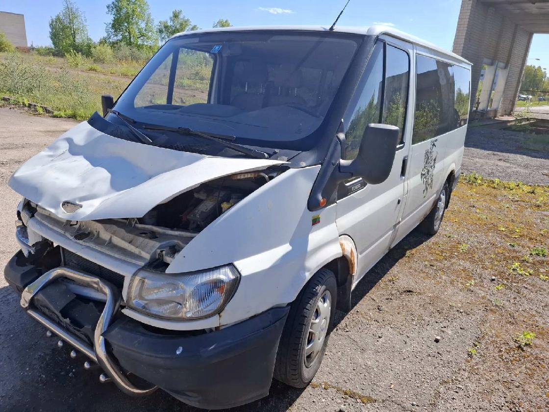 FORD TRANSIT шланг воды 2002 2.0л