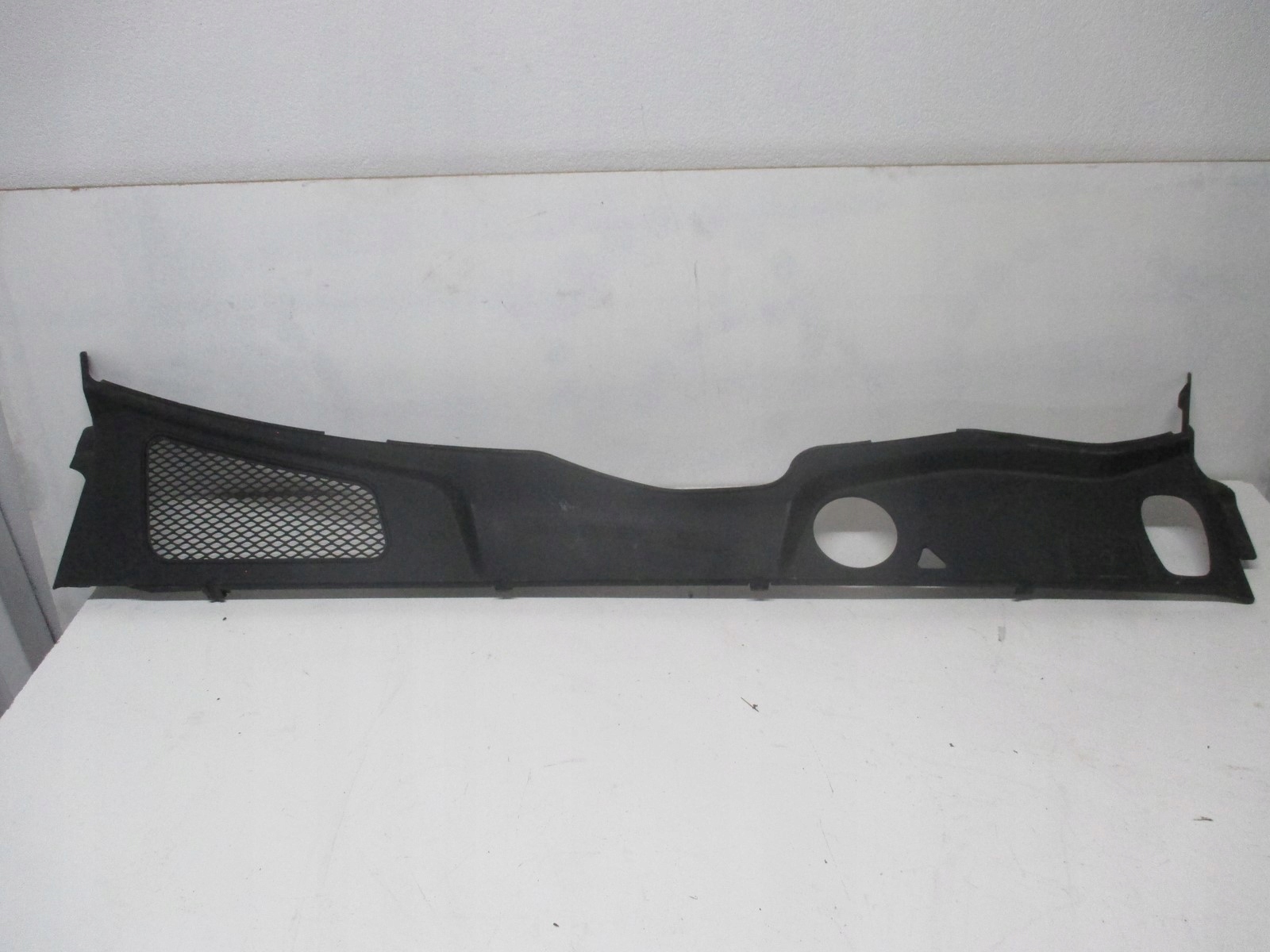 Podszybie PORSCHE MACAN 95B 95B819447D