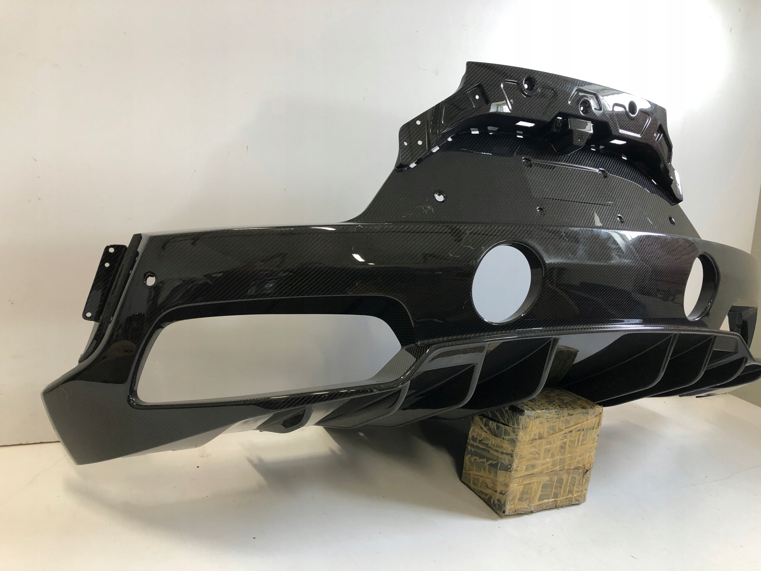 MASERATI MC20 bumper rear, Rear Bumper Carbon
