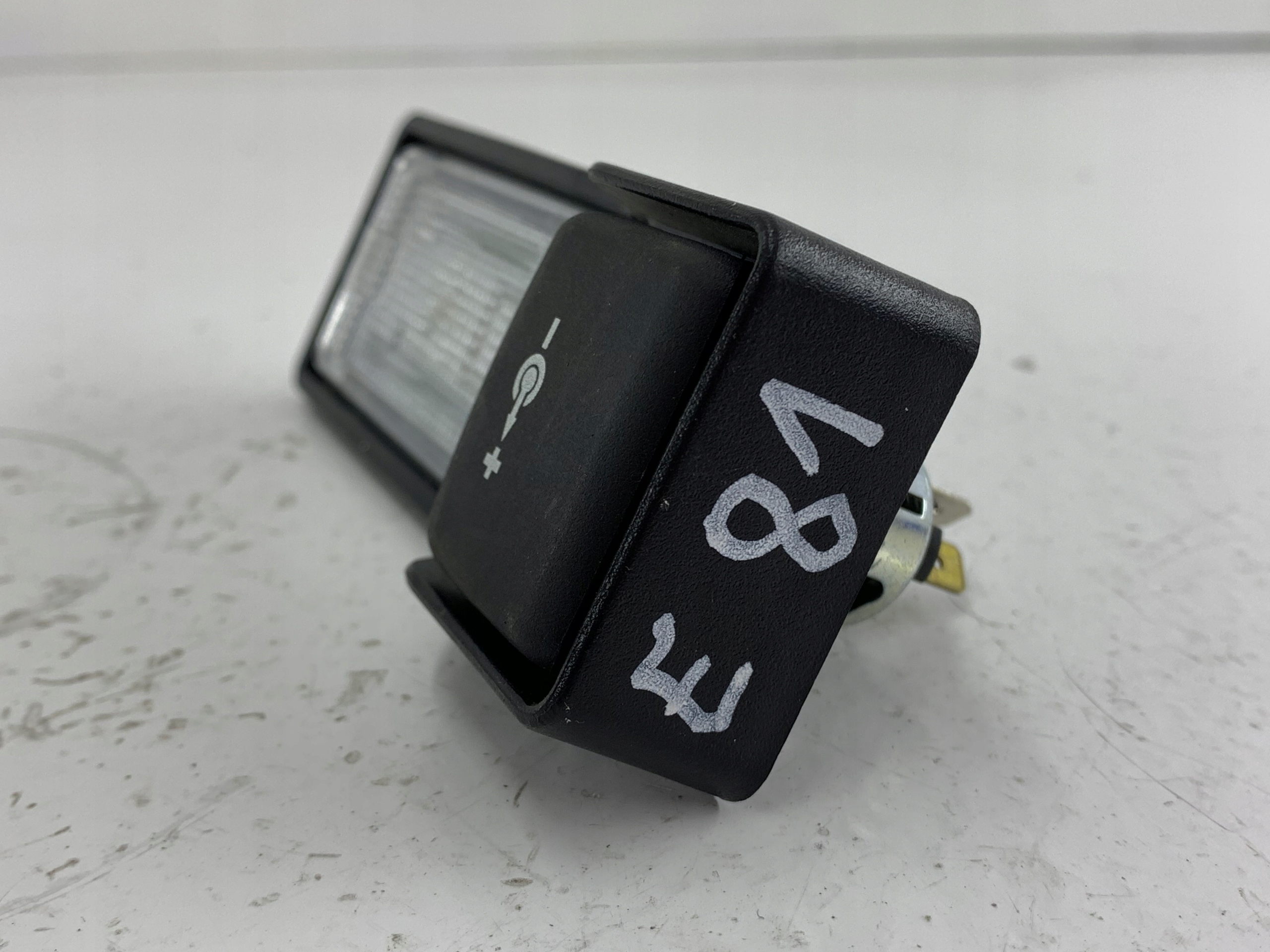 BMW E81 E87 licht dachhimmel dachverkleidung adapter, stecker zigarettenanzünder 6962039