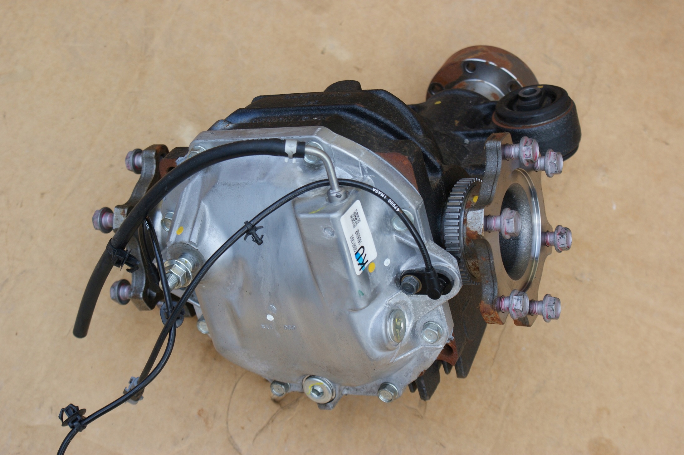 INFINITI QX70 3,7 MOST TYŁ JAK NOWY