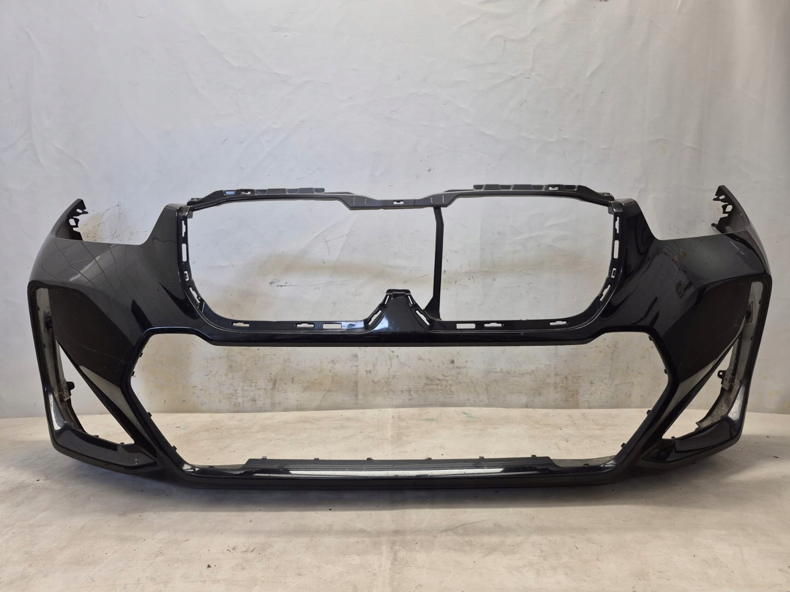 BMW X1 U11 M-Paket 22-> Stoßstange vorne vorne PDC