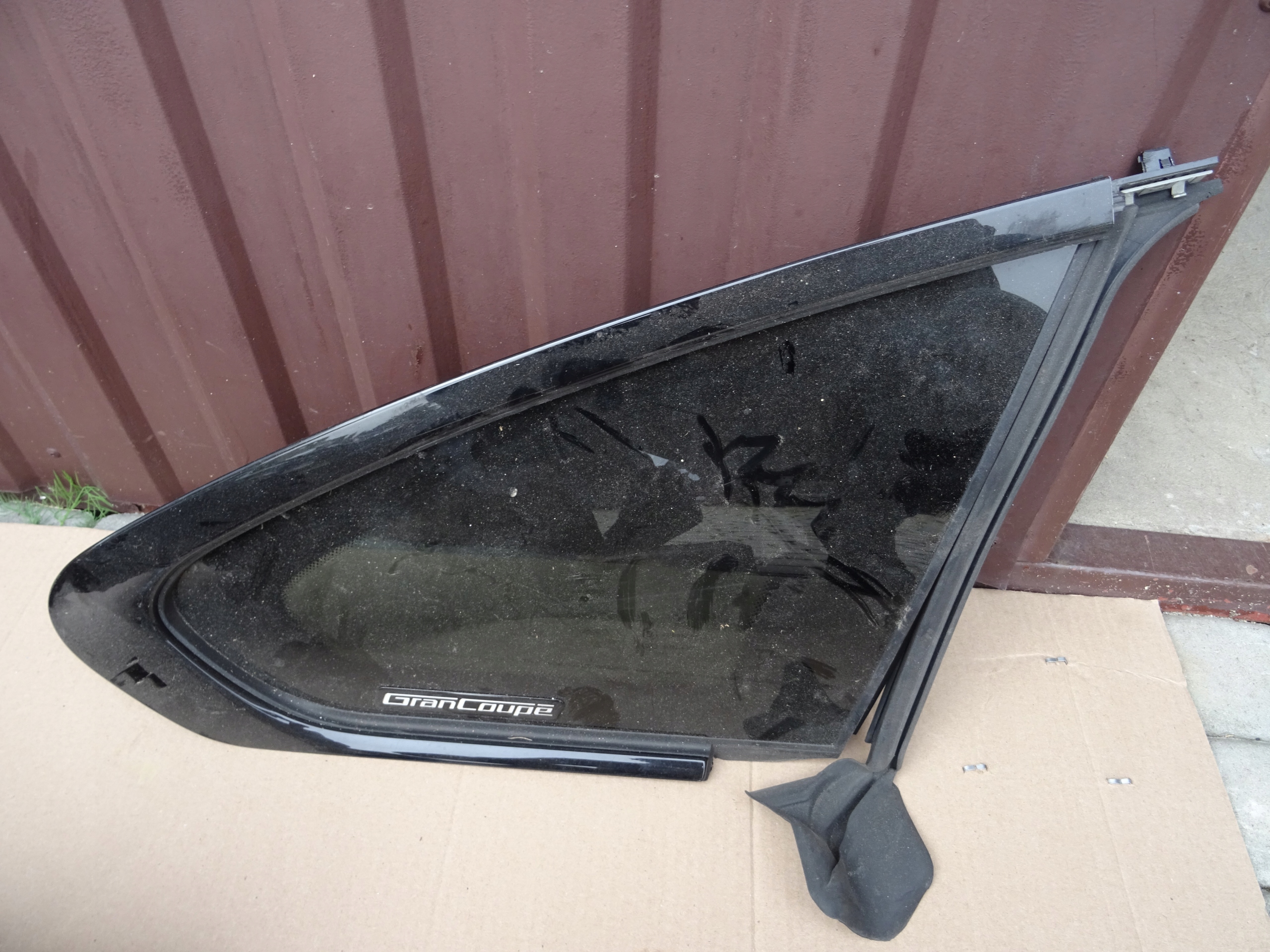 СТЕКЛО БОКОВОЕ ДВЕРИ ЗАДНЯЯ ПРАВА BMW F36 7412032