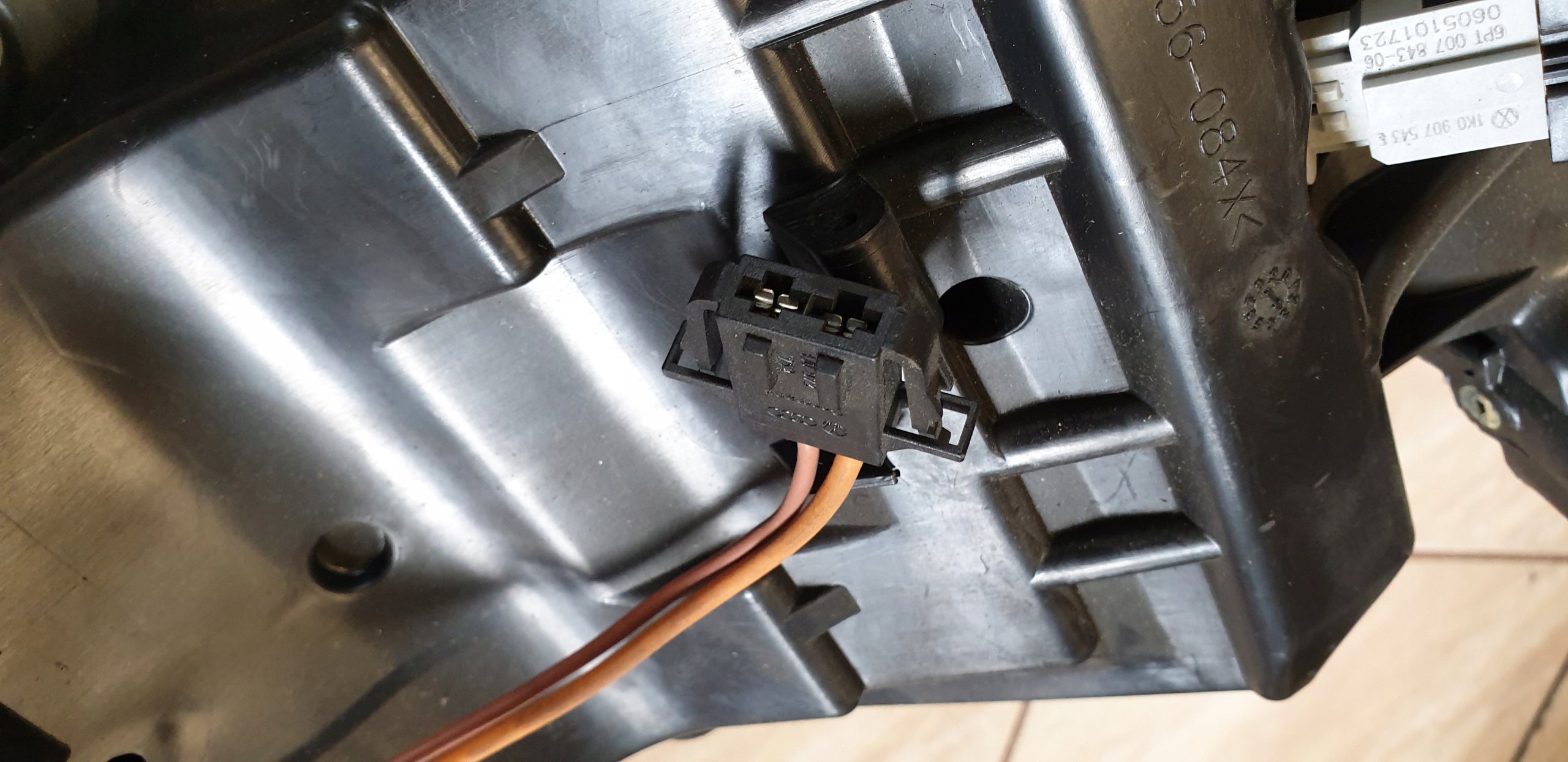 TUNEL central heater rear SILNICZKI AUDI A8 D4 4H OE EU