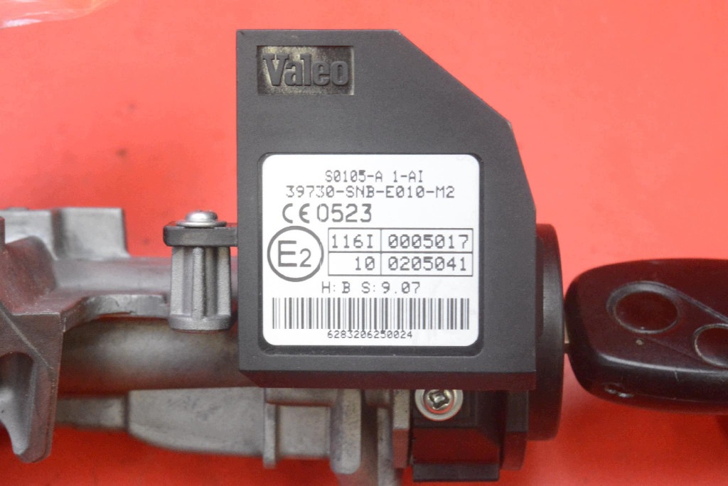 ignition key 39730-SNB-E010-M2 HONDA CIVIC 8 VIII 1.8 and-VTEC 140 KM 05