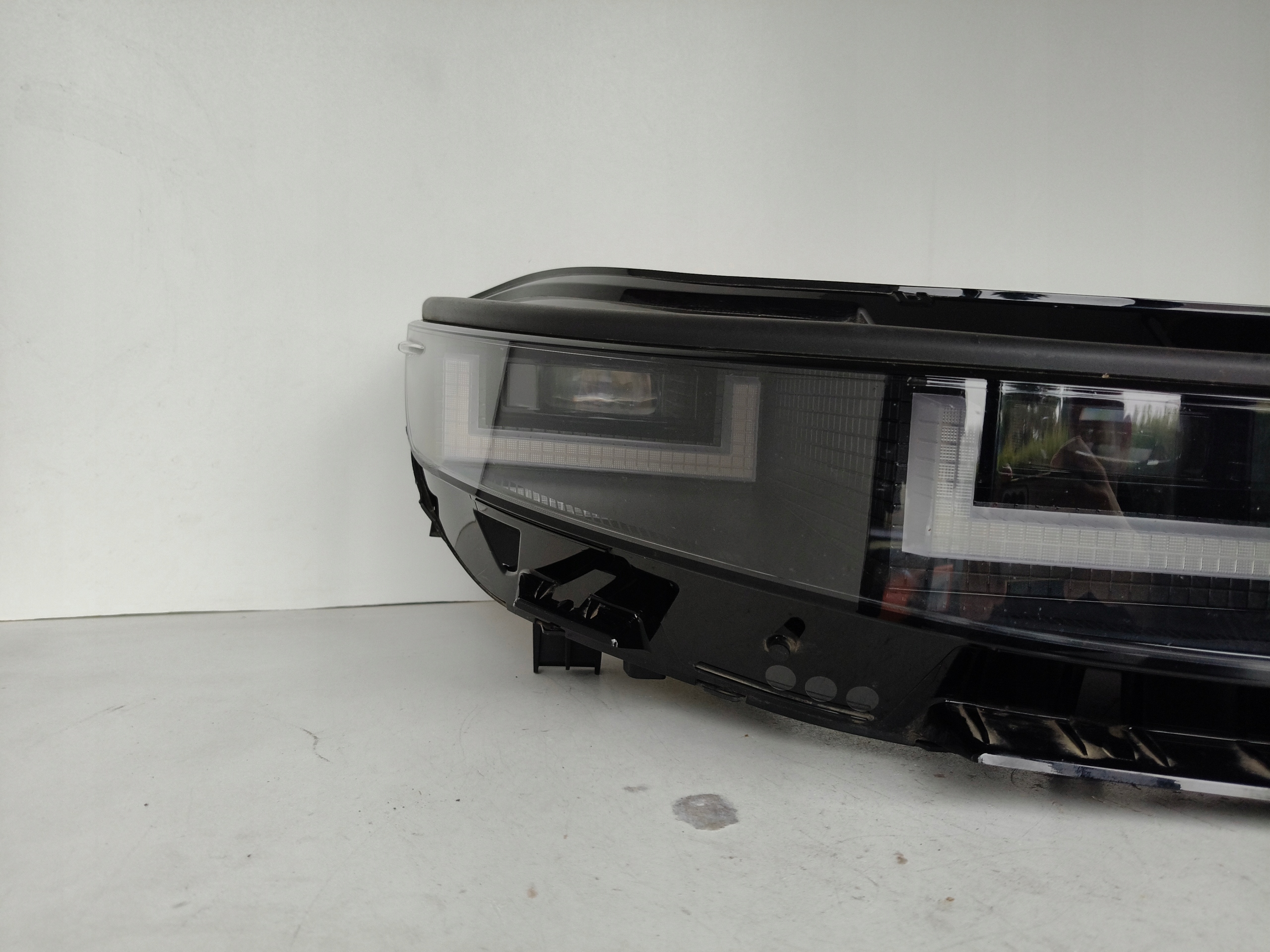 light right REFLEKTOR HYUNDAI IONIQ 5 21- FULL LED