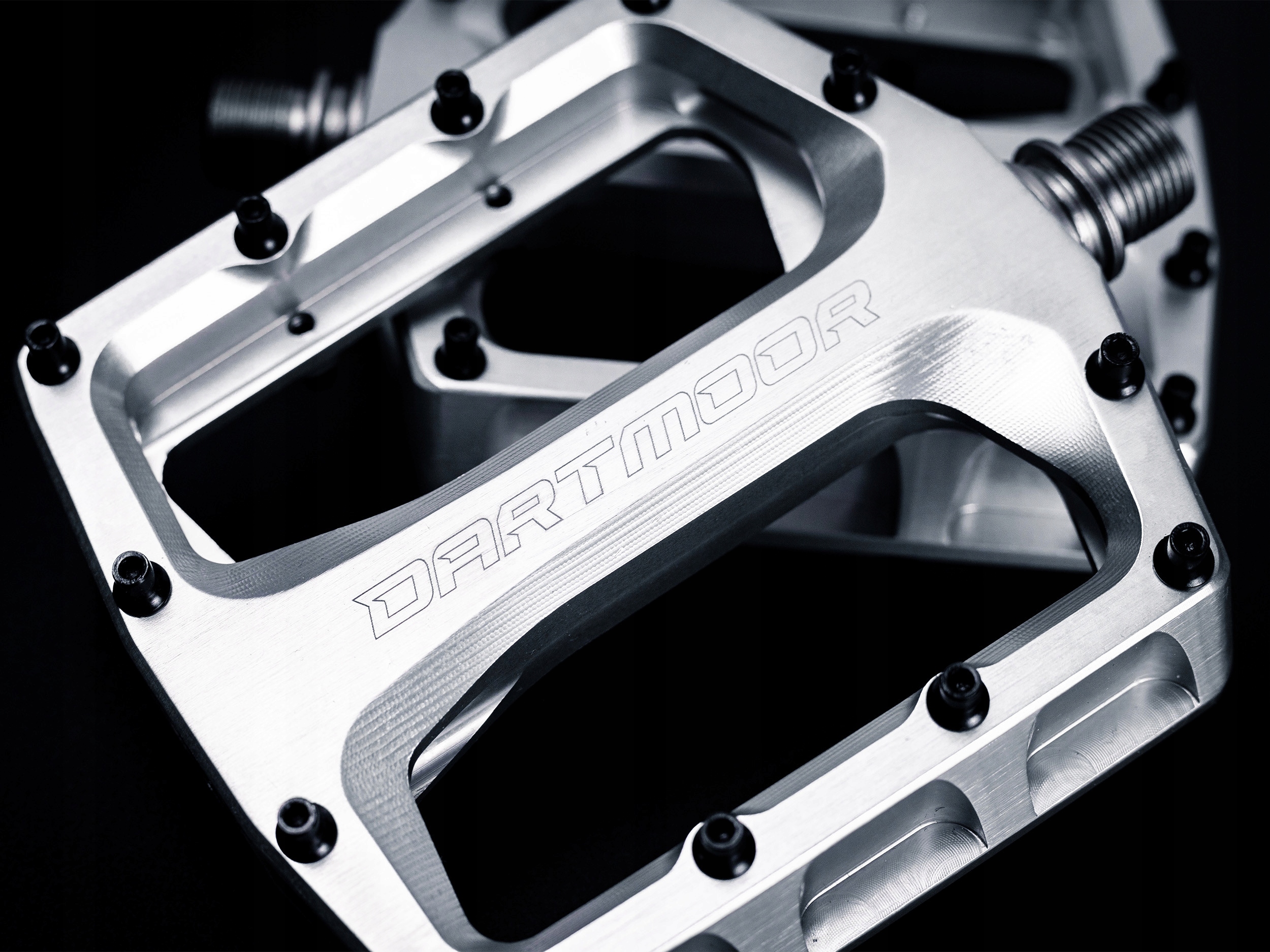 Pedały platformowe aluminiowe Dartmoor Thunder Mirror Silver