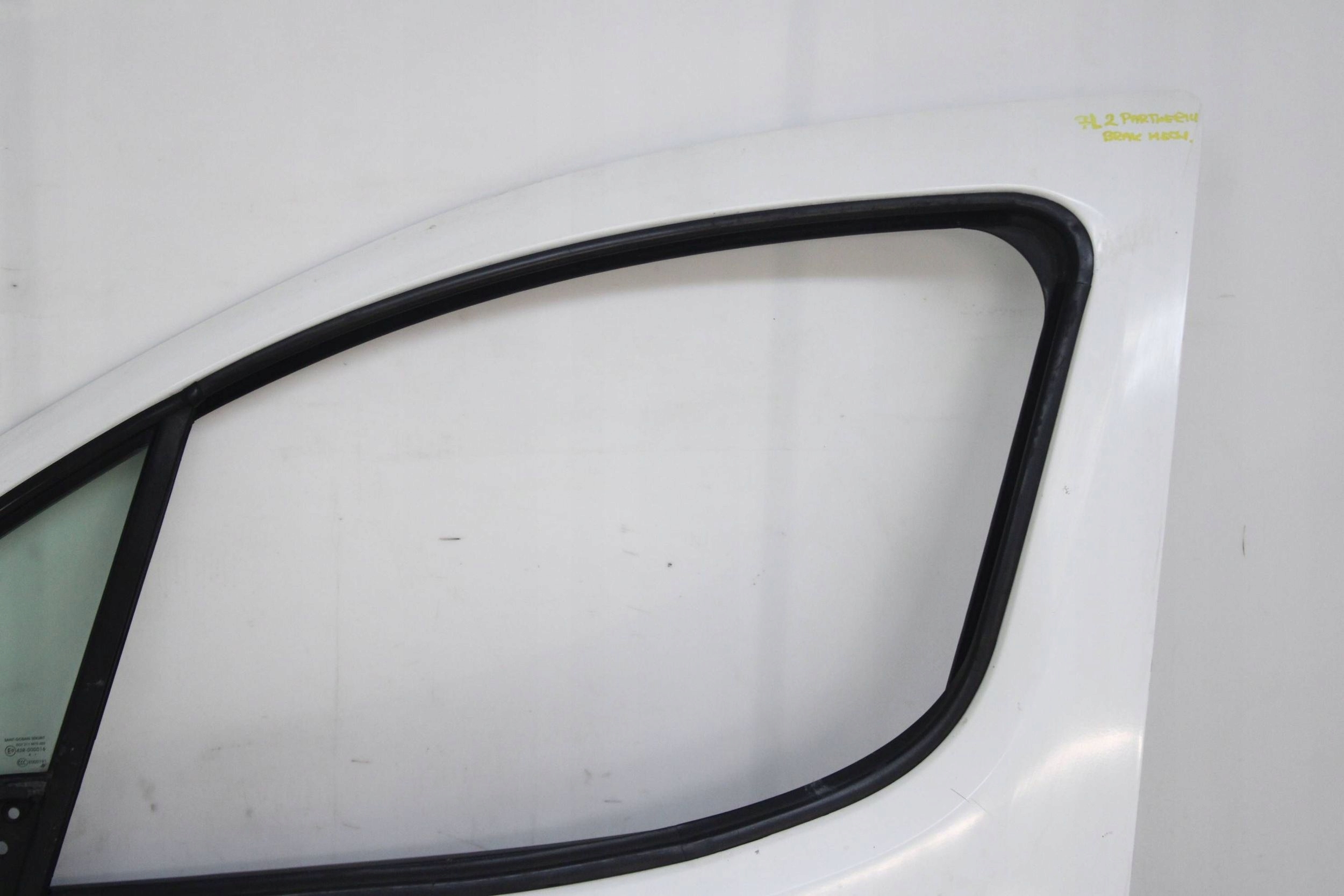 CITROEN BERLINGO PARTNER III 08R- DRZWI LEWE PRZEDNIE LEWY PRZÓD EWP EWPA Typ samochodu Samochody osobowe