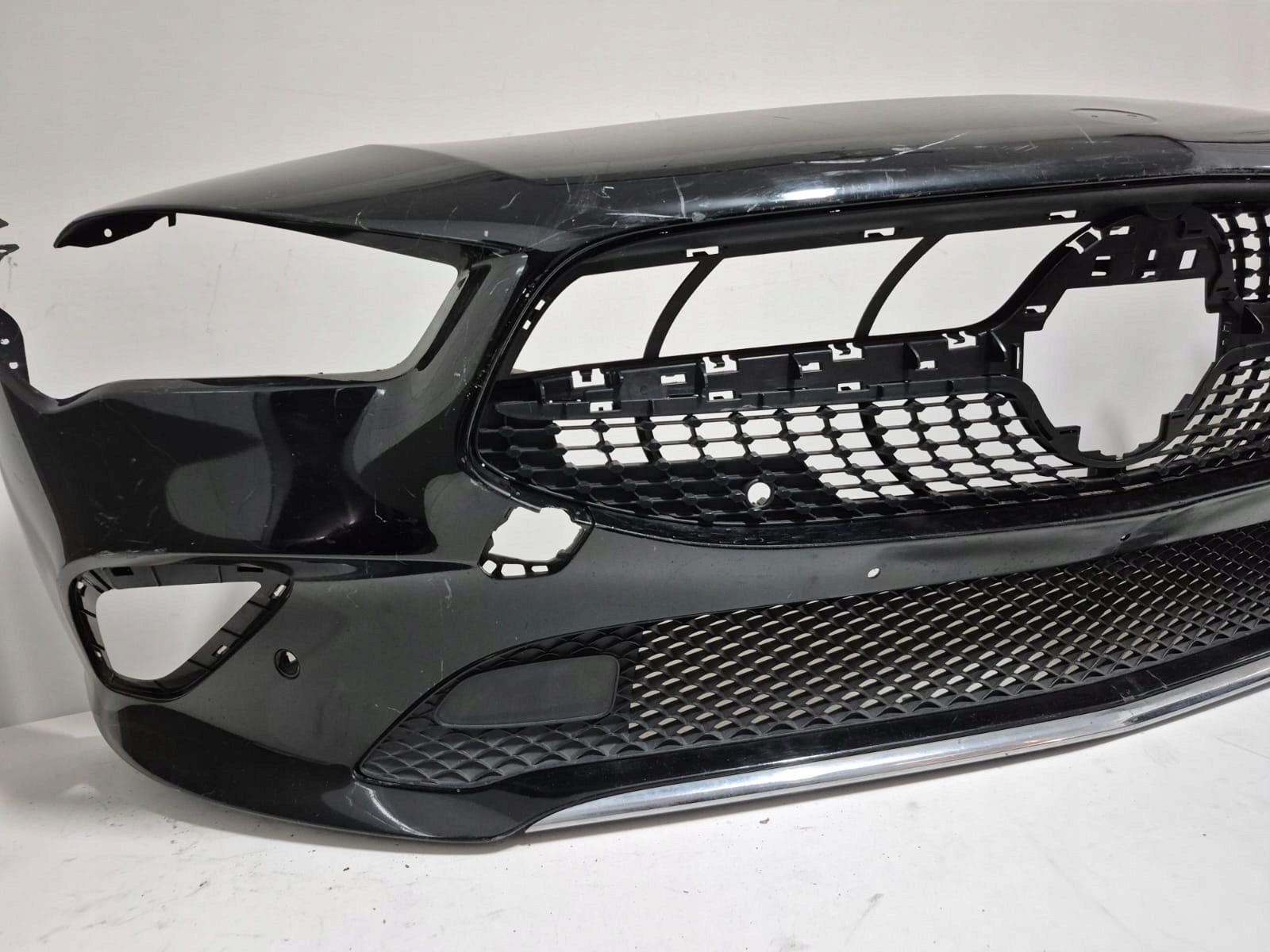 MERCEDES CLA II 2 C118 19-23 bumper front front PDC