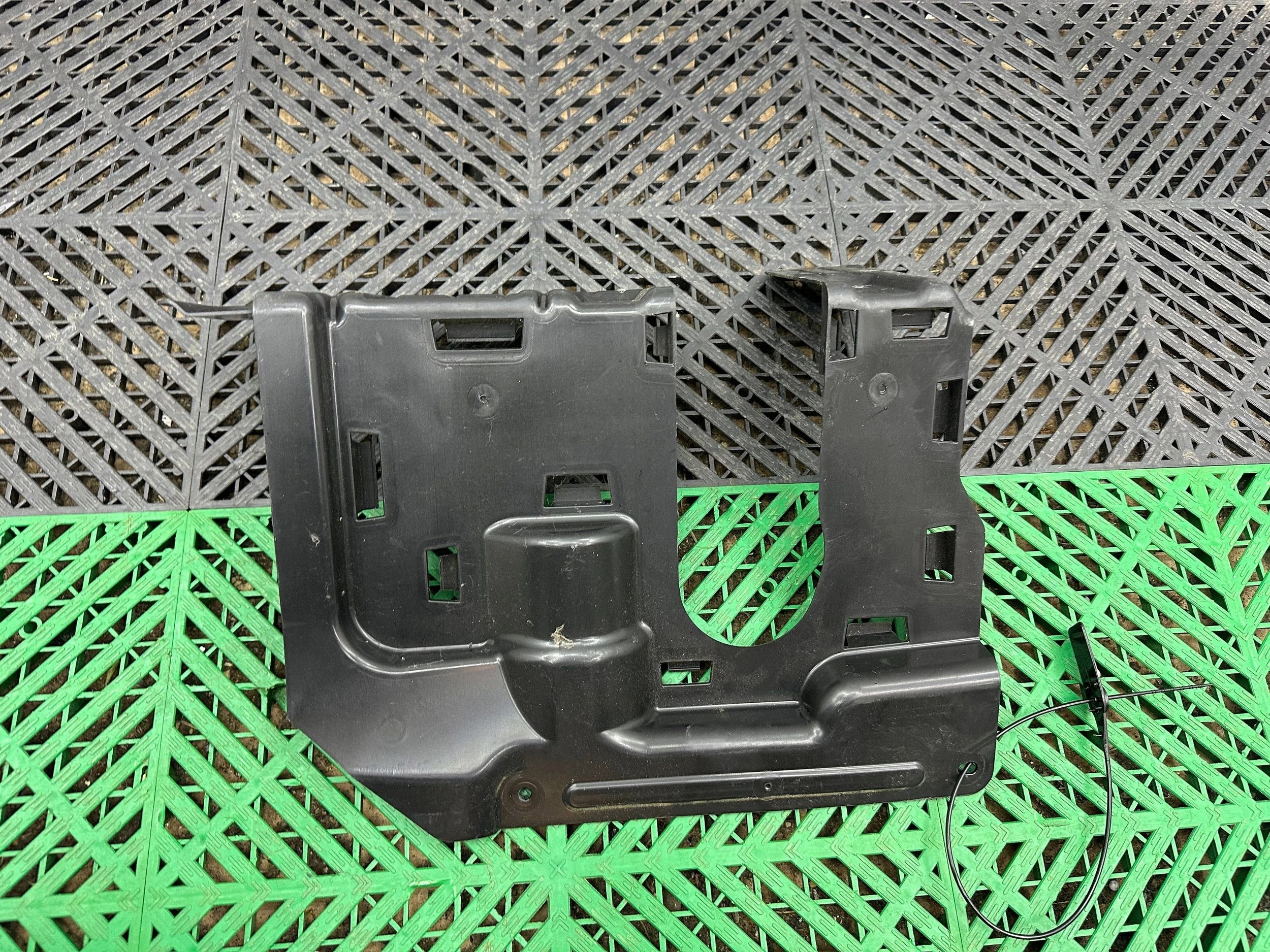 cover front chassis BMW X5 G05 7424917