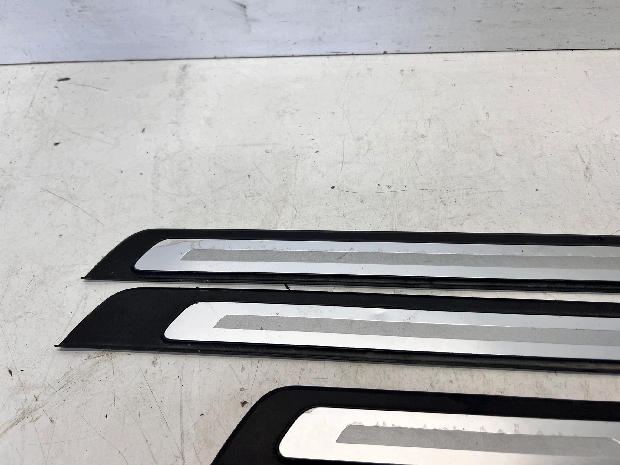 moulding threshold inner AUDI A6 C8 KOMPLET 4K0853374 4K0853375 4K0853376