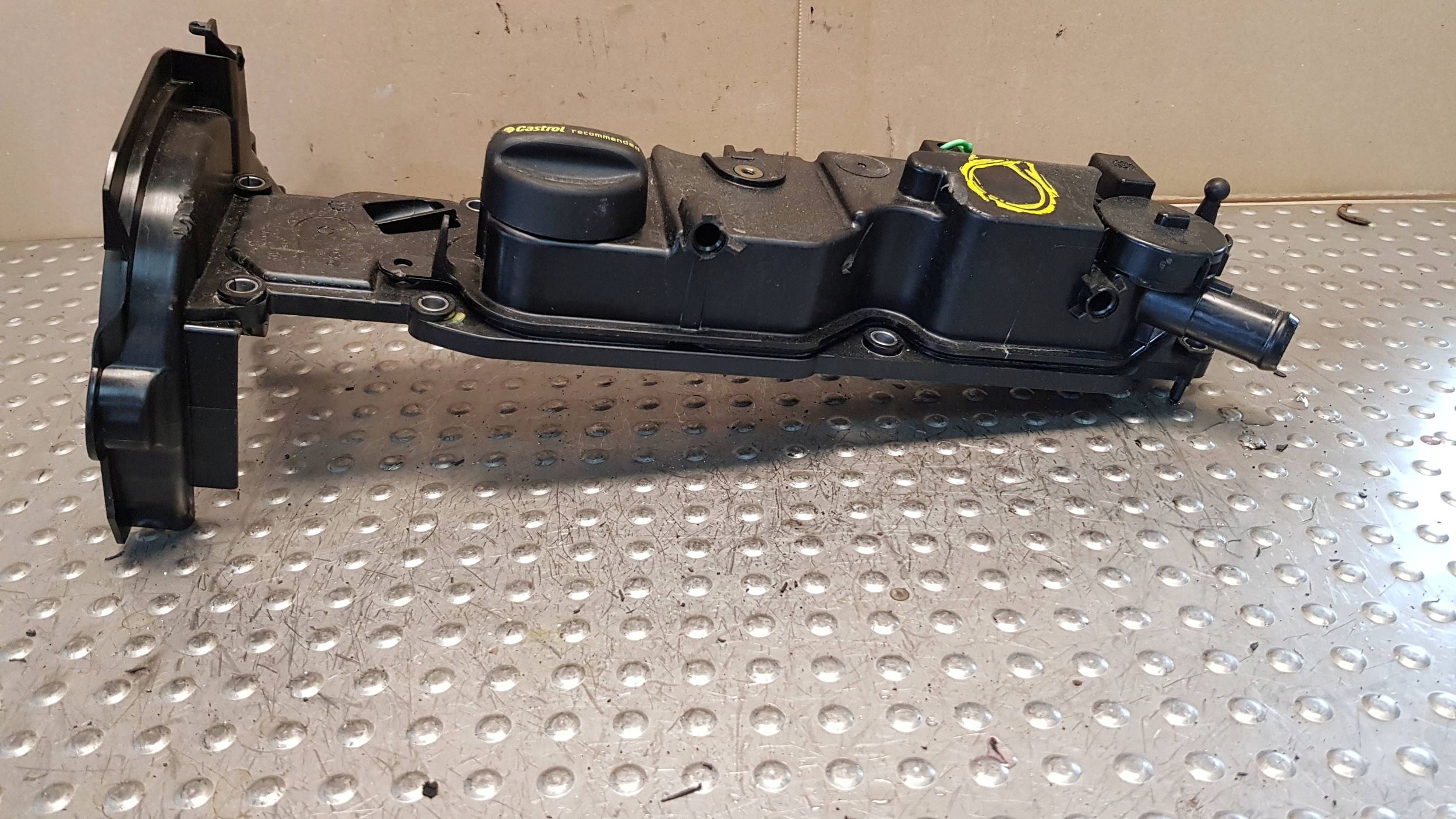 Abdeckung der Ventile 9689112980 FOCUS MK3 VOLVO S40 V50 1.6 HDI D2 115KM
