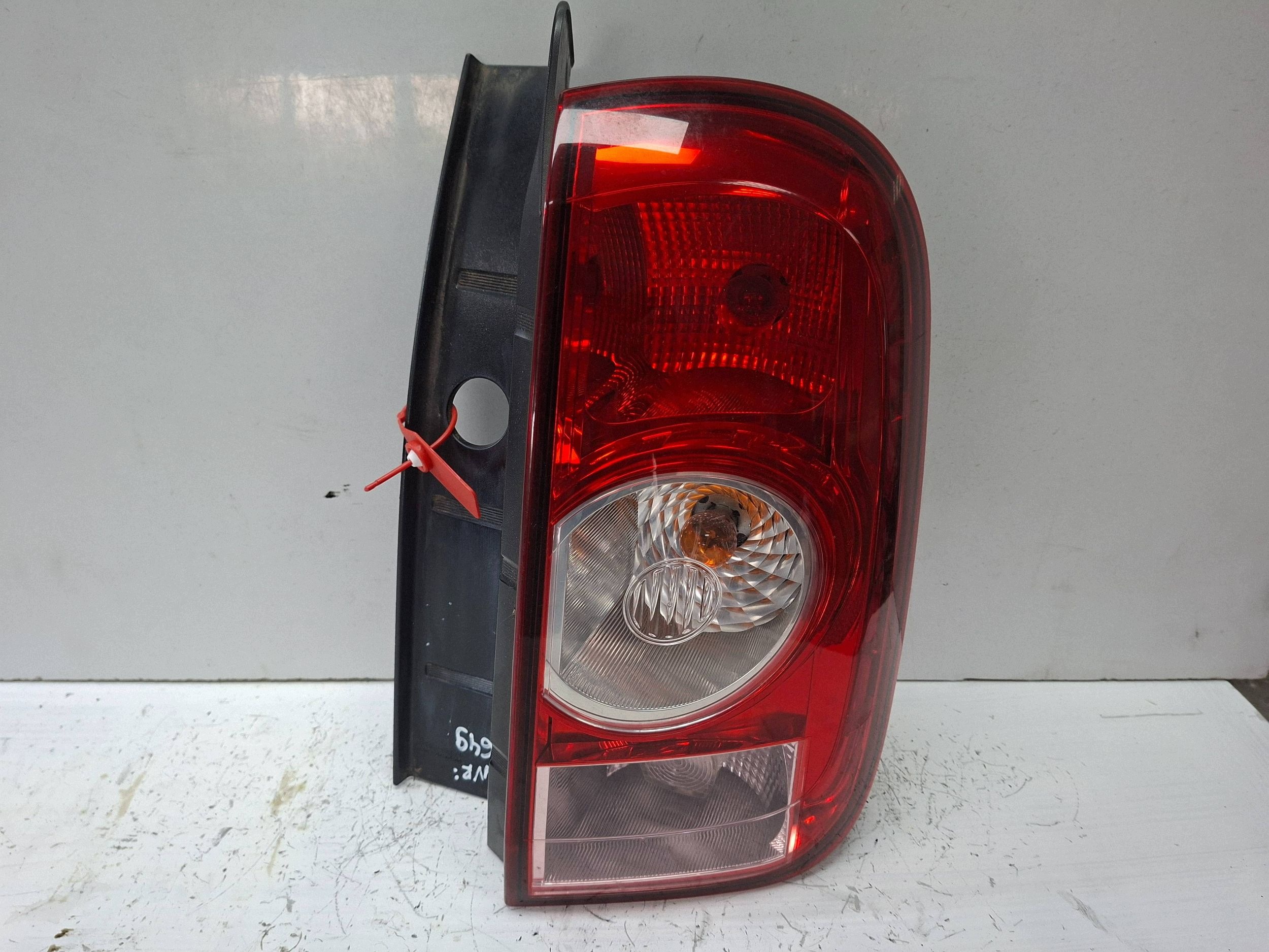 light rear right 265500033R DACIA DUSTER and 2010