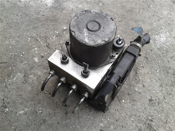 насос ABS subaru Forester III 2.0 d 0265230481