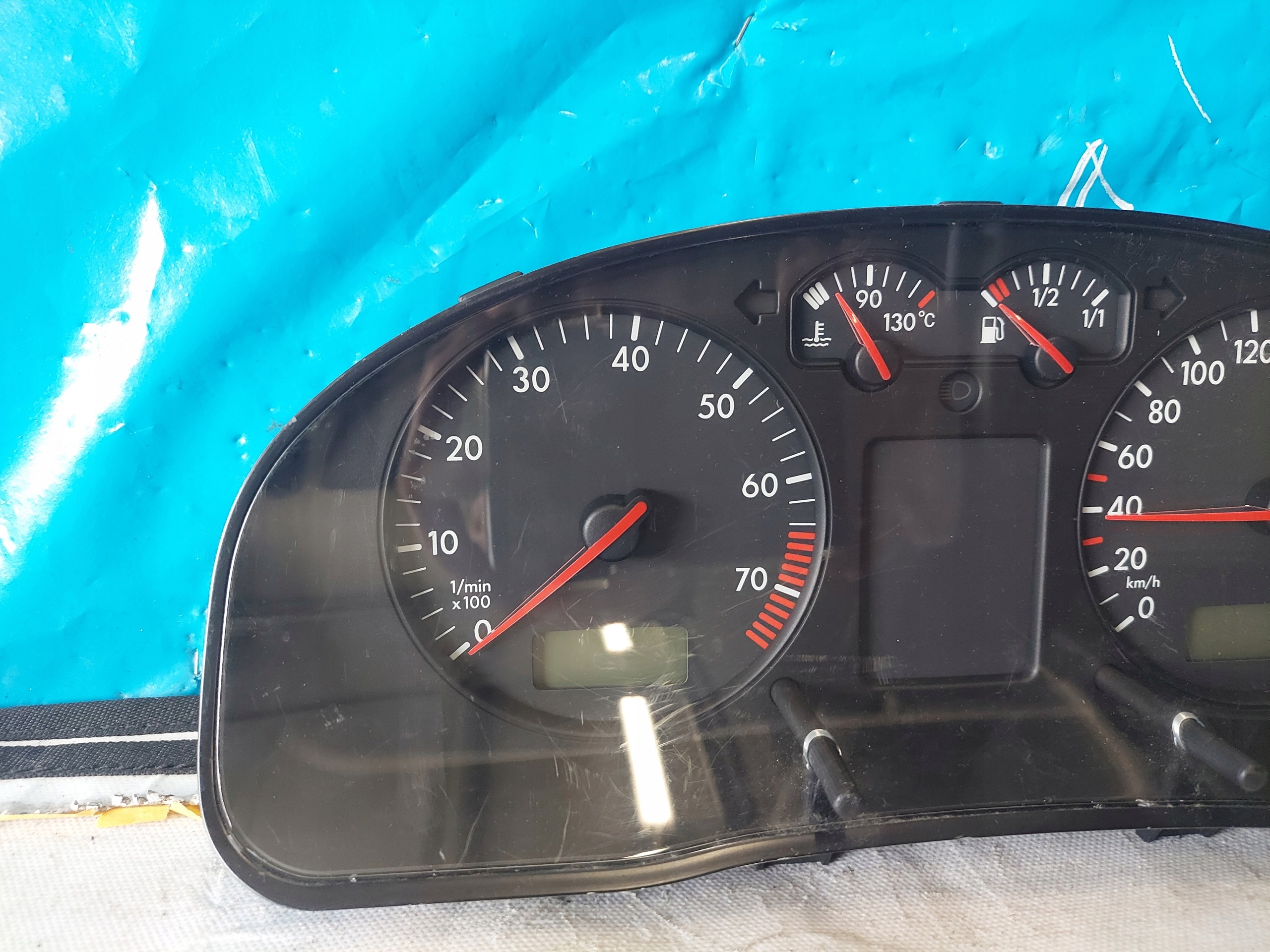 dials clock PASSAT B5 1.6 B 3B0920802