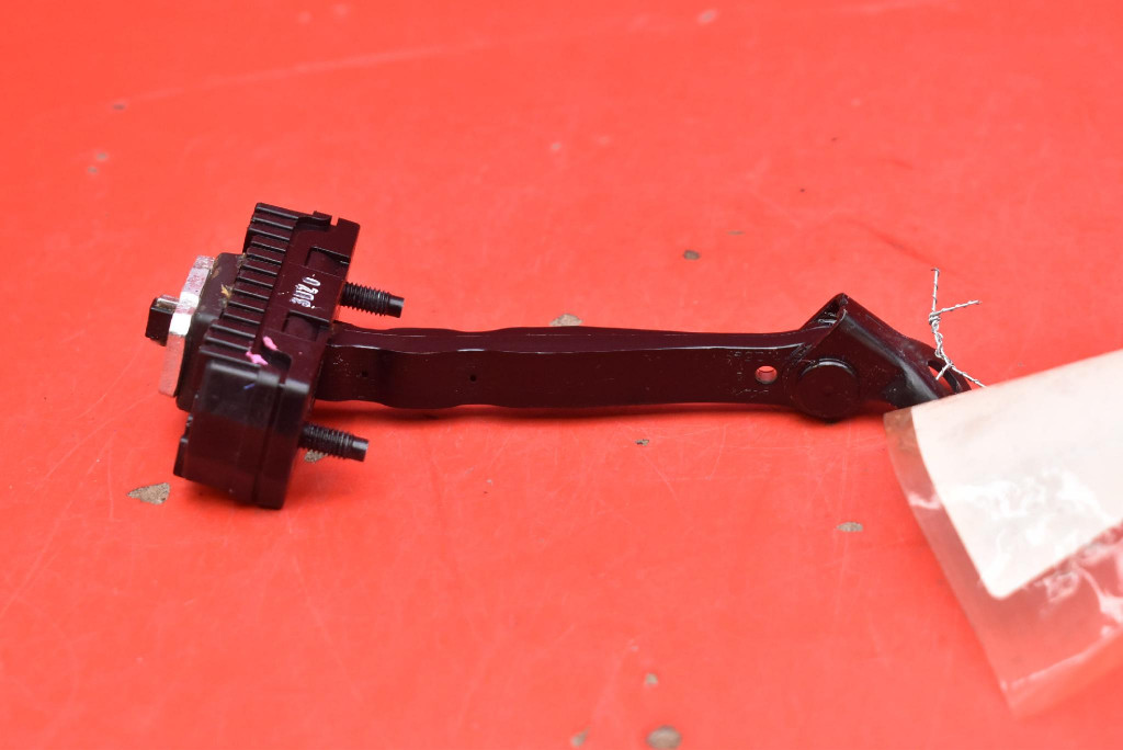 limiter door left front KIA SPORTAGE 5 V 21-25