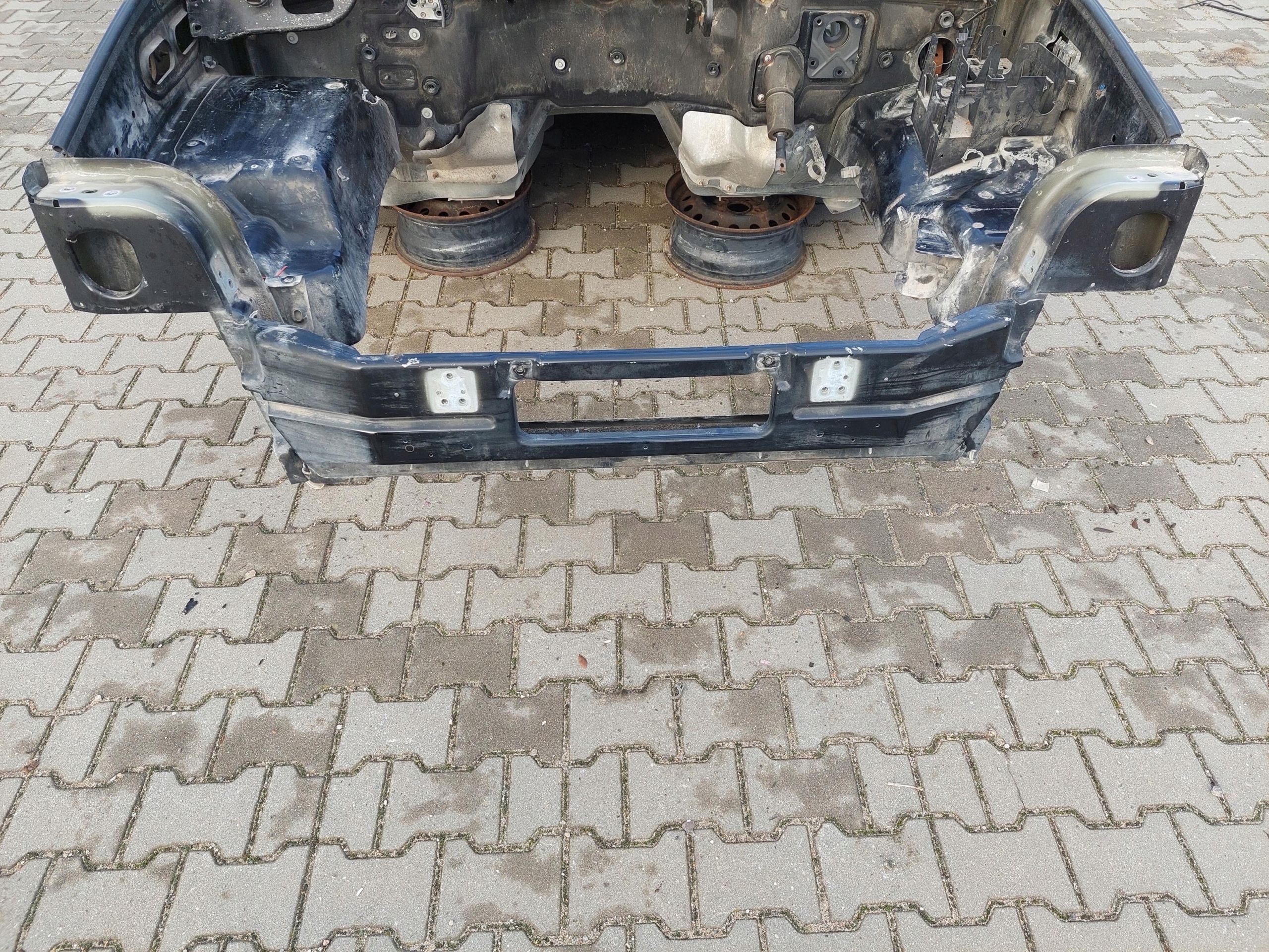 front body wall front pillar OKULAR quarter HUMMER H2